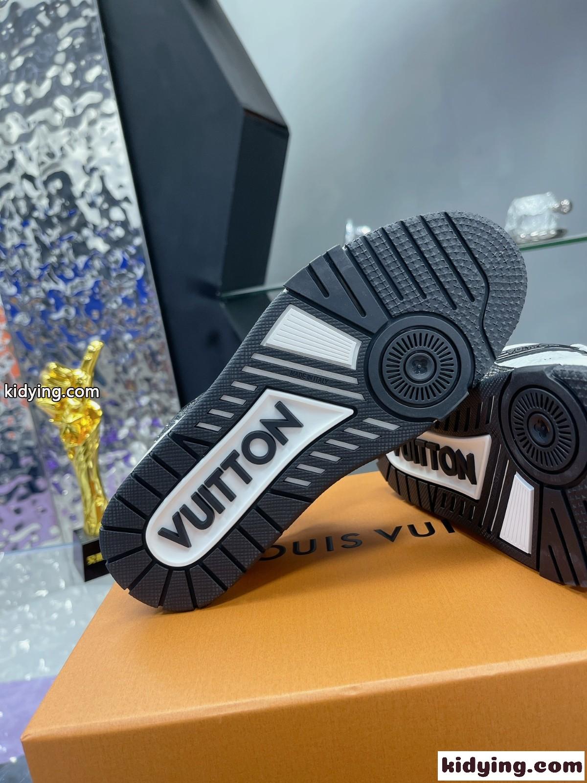 人気 定番 LV トレイナー・ライン スニーカー ルイ・ヴィトン スニーカー スーパーコピー-3