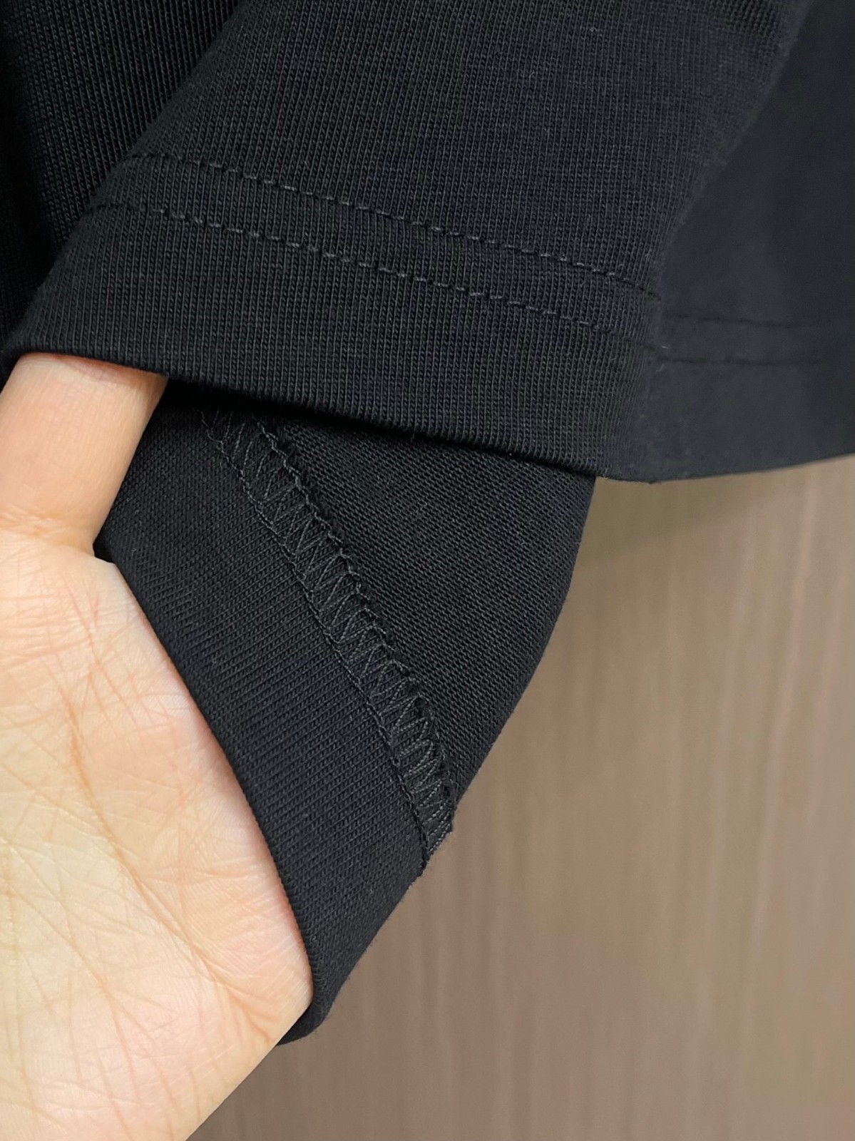 シンプル クルーネック コットン シャネル Tシャツ 偽物 長袖Tシャツ ブラック-3