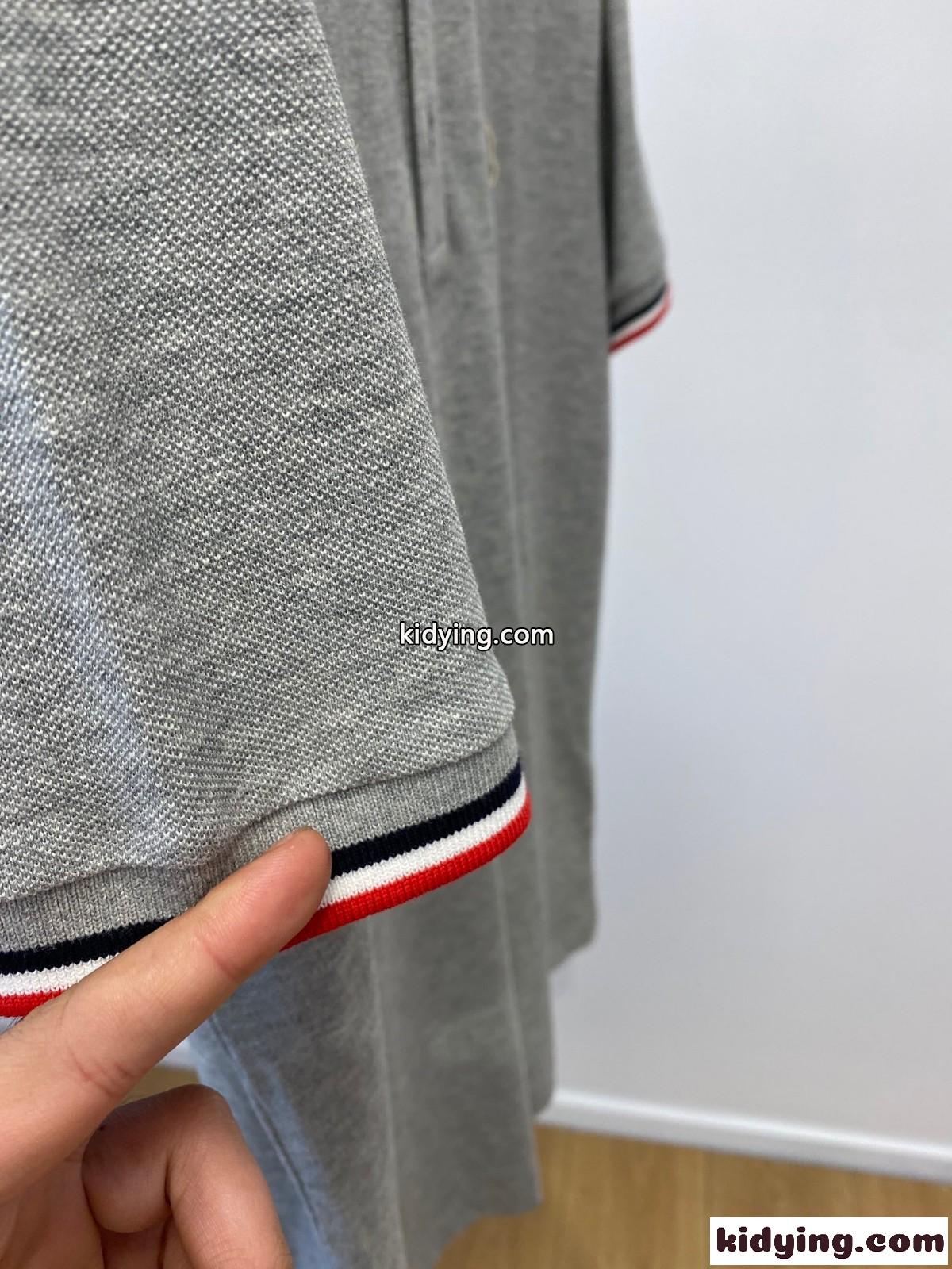 モンクレール Tシャツ コピー おしゃれ ロゴ入り 半袖 メンズ ポロシャツ グレー-2
