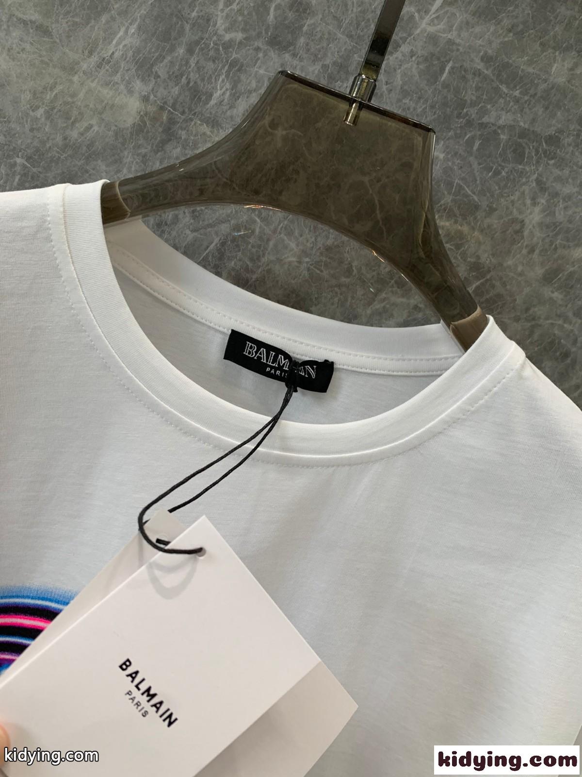 オンカラープリント クロップドTシャツ バルマン 半袖Tシャツ コピー-4