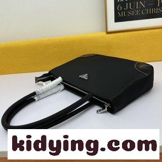 新しいプラダバッグ 脇の下バッグ プラダ バッグ 黒 コピー すべての女性に適したバッグ 黒いプラダのバッグを集めました-3