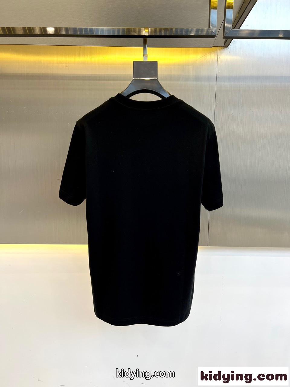 シンプル ロゴ入り クルーネック 半袖Tシャツ ドルチェ&ガッバーナ Tシャツ 偽物 ブラック-3