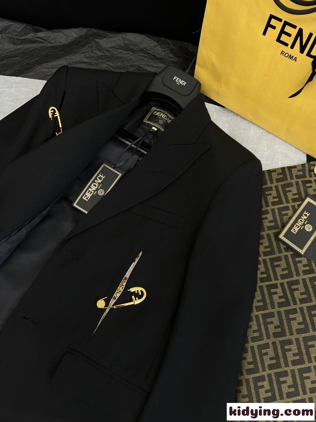FENDI × VERSACE 上品 エレガント フェンディ ジャケット コピー 長袖 カジュアル お洒落-1