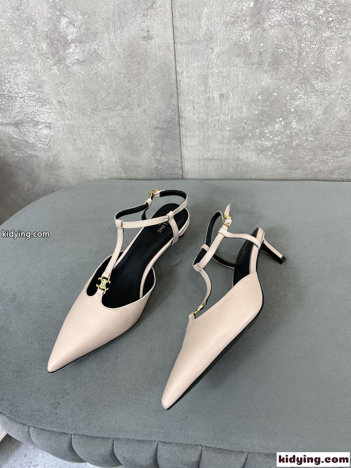 大人 エレガント CELINE キトゥン ストラップ トリオンフ パンプス コピー レディース-2