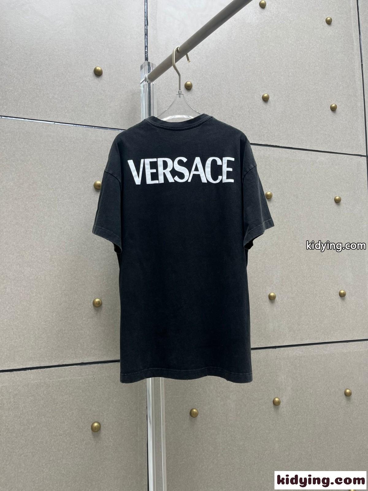 ヴェルサーチェ ゴッデス オーバーサイズ Tシャツ ヴェルサーチェ Tシャツ コピー-1