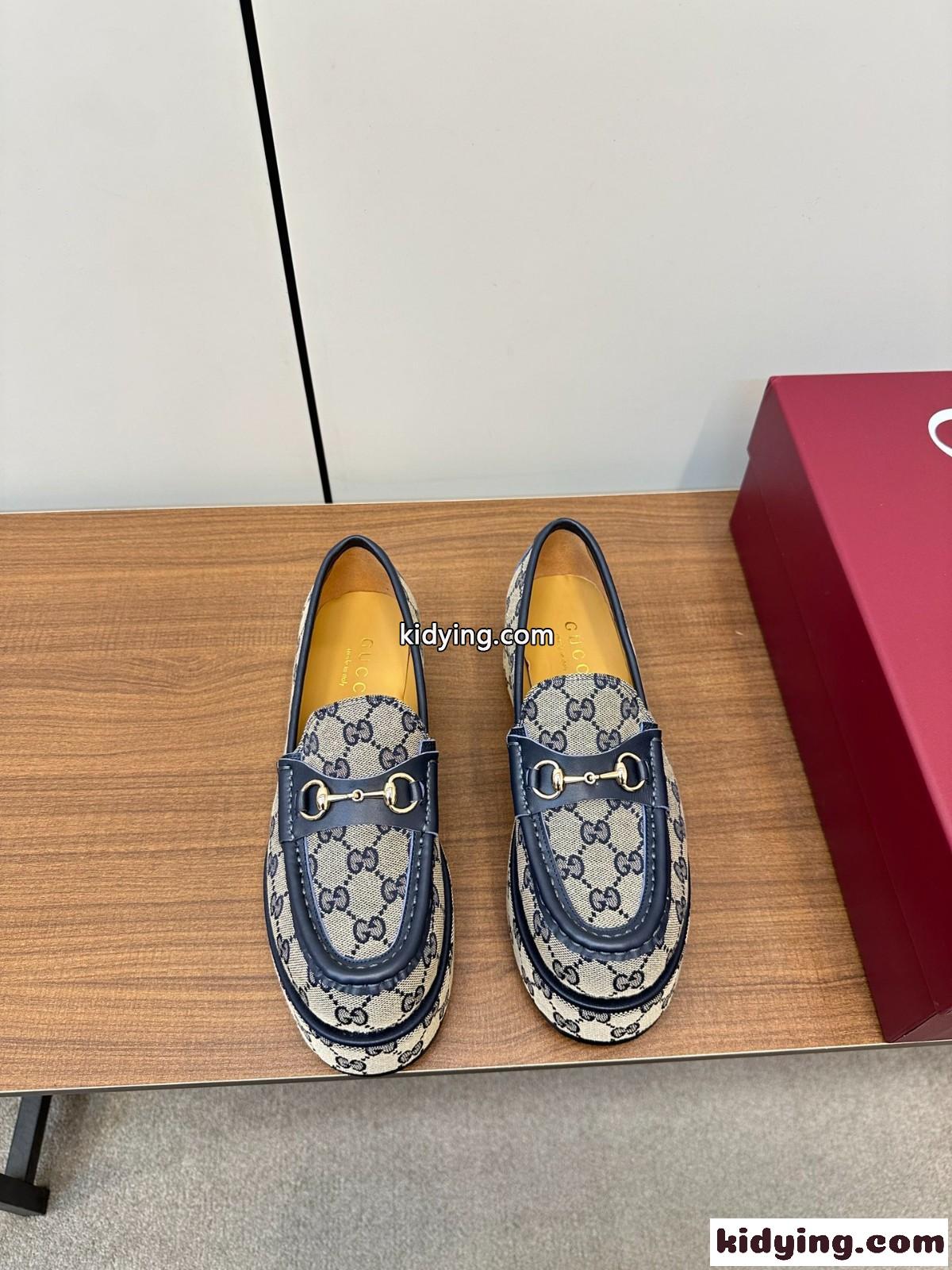 グッチ スーパーコピー GUCCI ホースビット プラットフォーム ローファー-2
