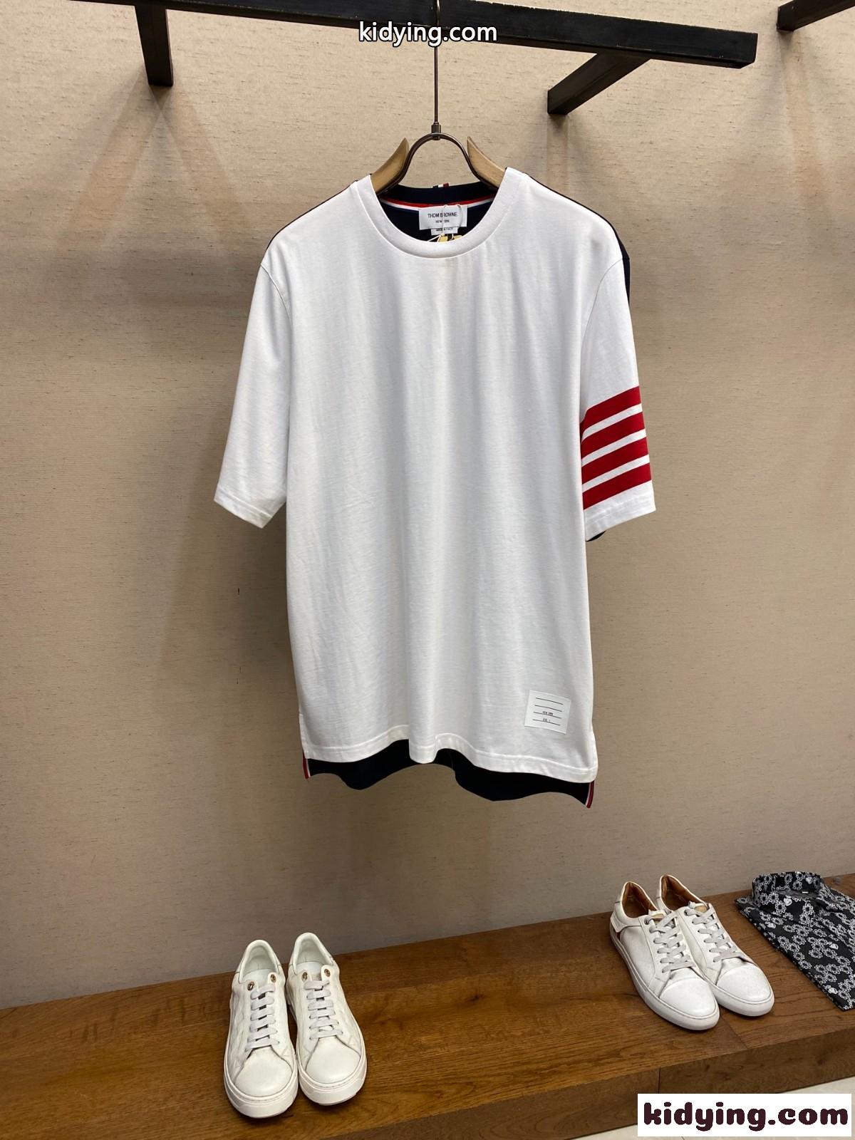 ユニセックス お洒落 半袖Tシャツ トムブラウン Tシャツ コピー コットン-0