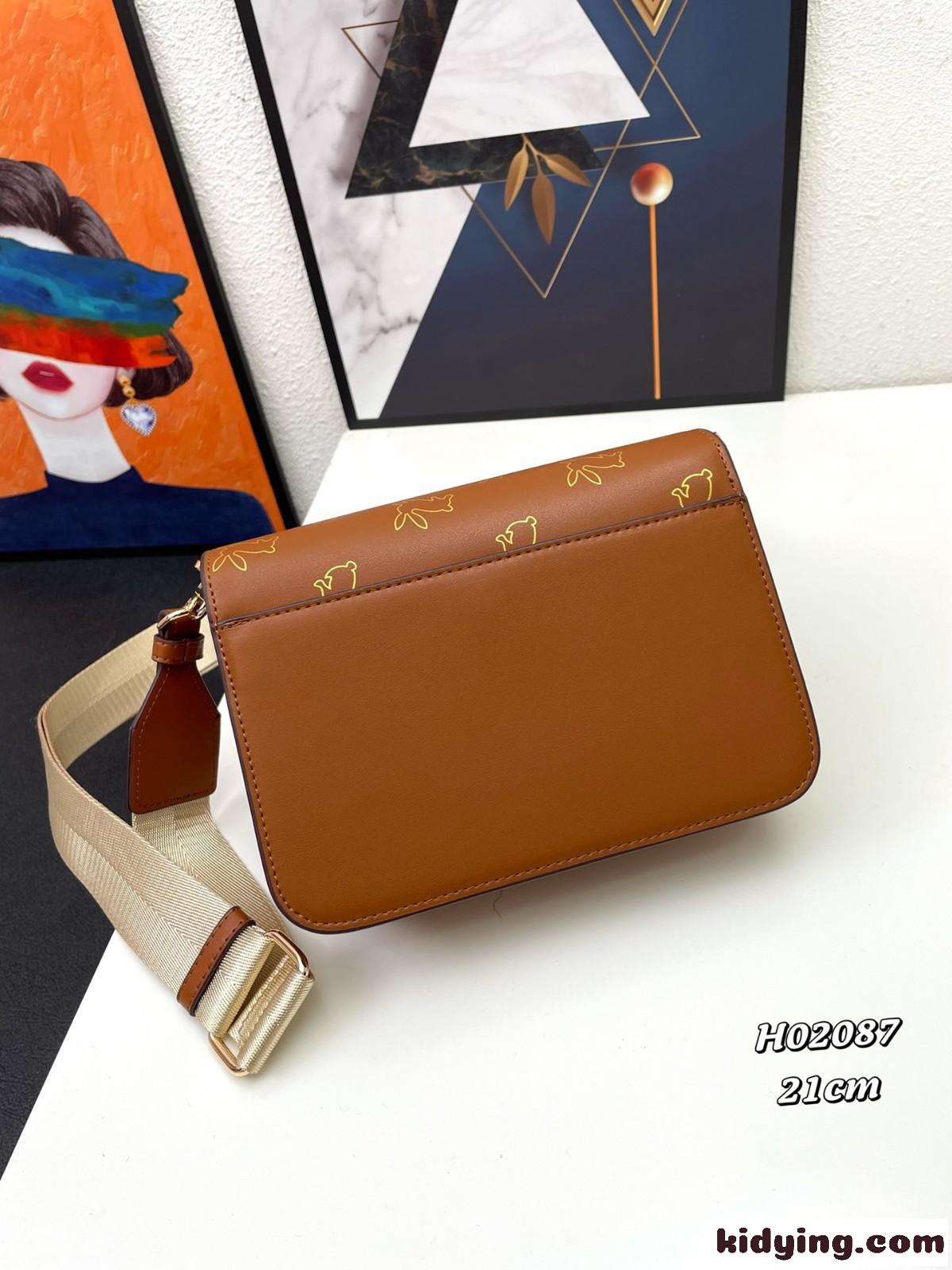 マイケルコース バッグ コピー 可愛い ウサギ プリント コンパクト ショルダーバッグ-1