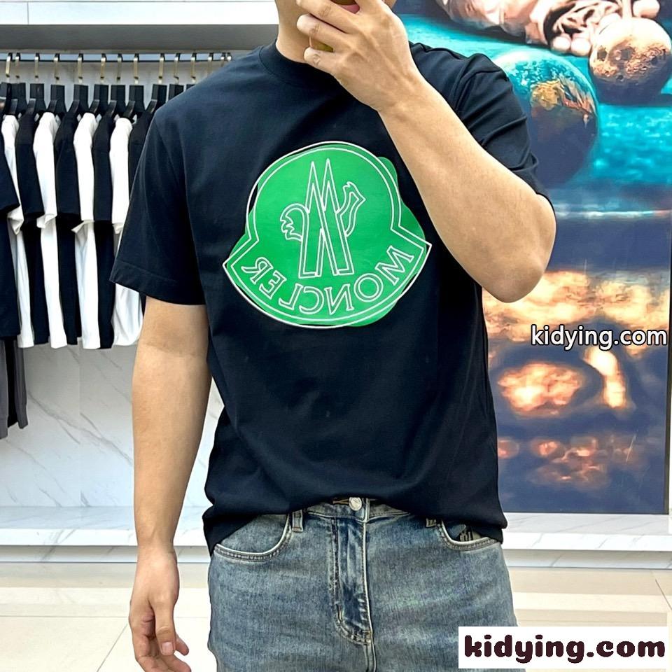 シンプル ロゴプリント クルーネック 半袖Tシャツ モンクレール Tシャツ コピー ブラック-1