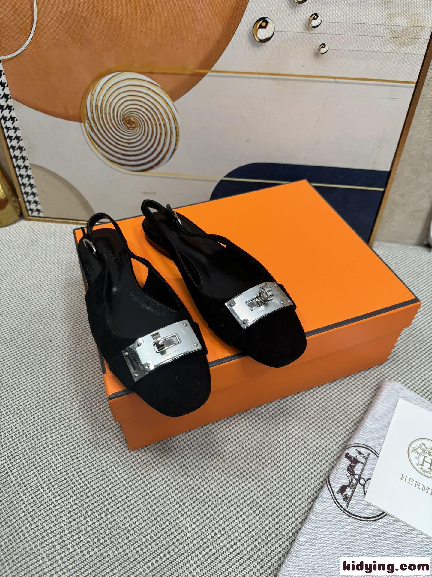スエード イノセント バレーシューズ 上品 フェンミン エルメス サンダル コピー ブラック-1