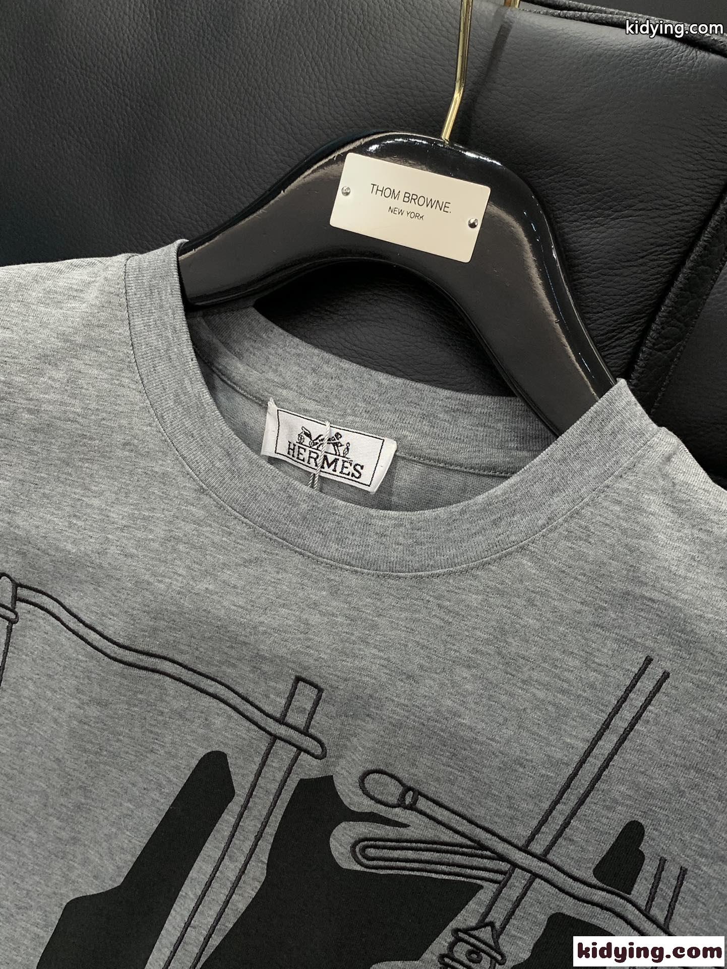 おしゃれ カジュアル エルメス Tシャツ コピー コットン 半袖Tシャツ グレー-2
