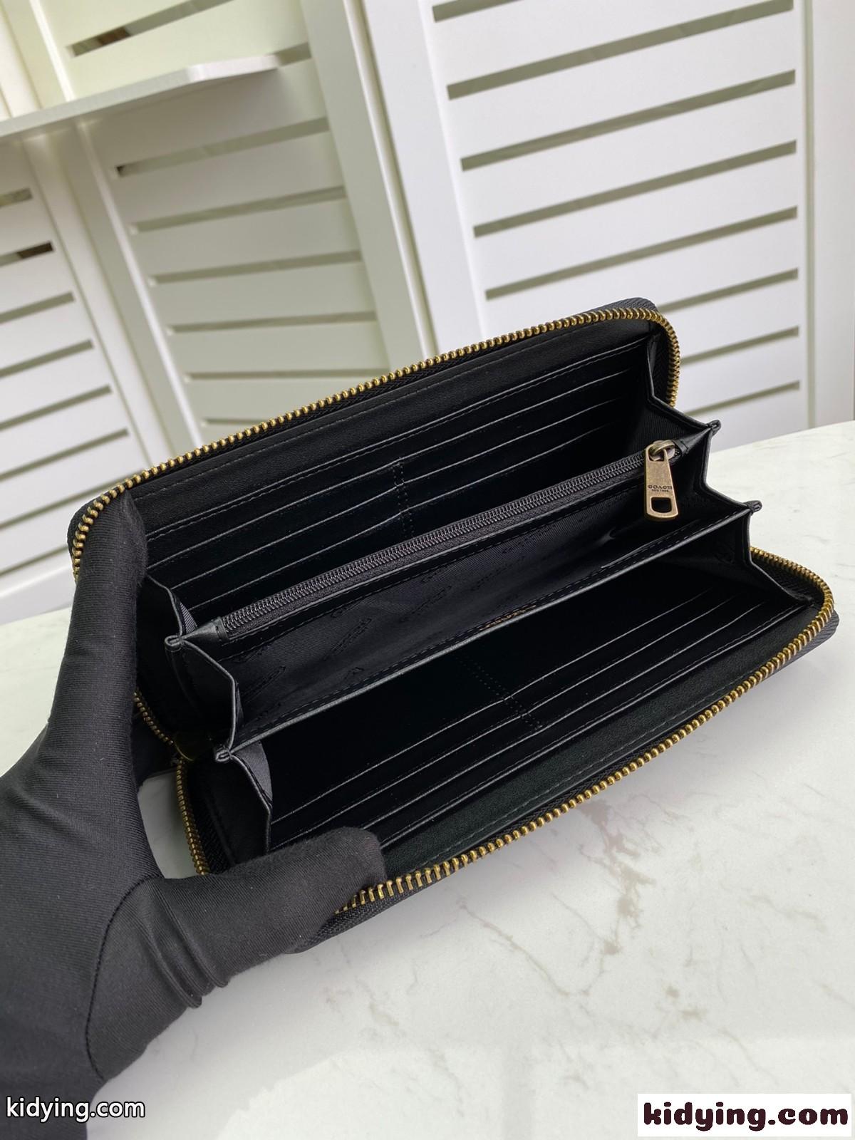 定番 人気 上品 レディース 長財布 ラウンドファスナー コーチ 財布 コピー 大容量 おしゃれ-3