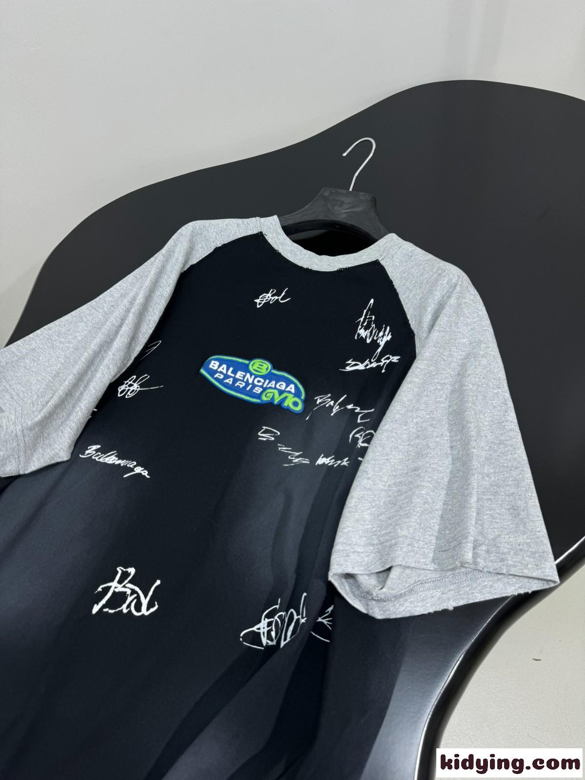 ユニセックス ラグラン オーバーサイズ 半袖Tシャツ バレンシアガ Tシャツ 偽物 ブラック-2