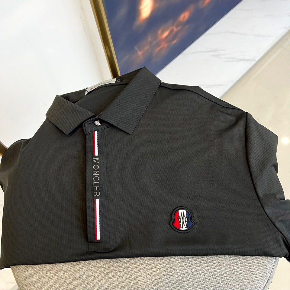 モンクレール Tシャツ 偽物 洗練された コットンピケ ポロシャツ ブラック-2