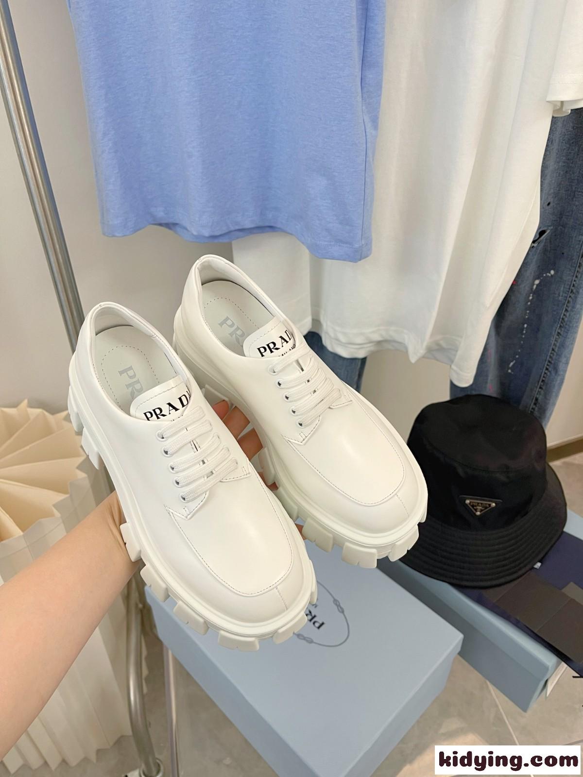 おしゃれ 厚底 滑り止め 人気 プラダ シューズ レディース コピー エナメル かっこいい カジュアル-2
