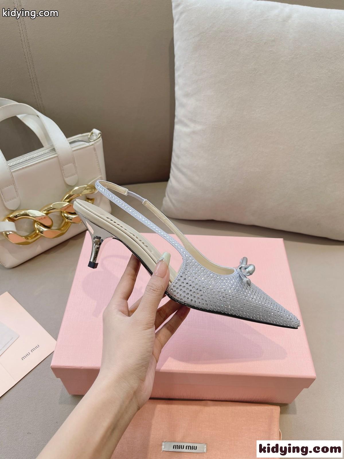 クリスタル付き スリングバックパンプス ミュウミュウ パンプス コピー シルバー-0