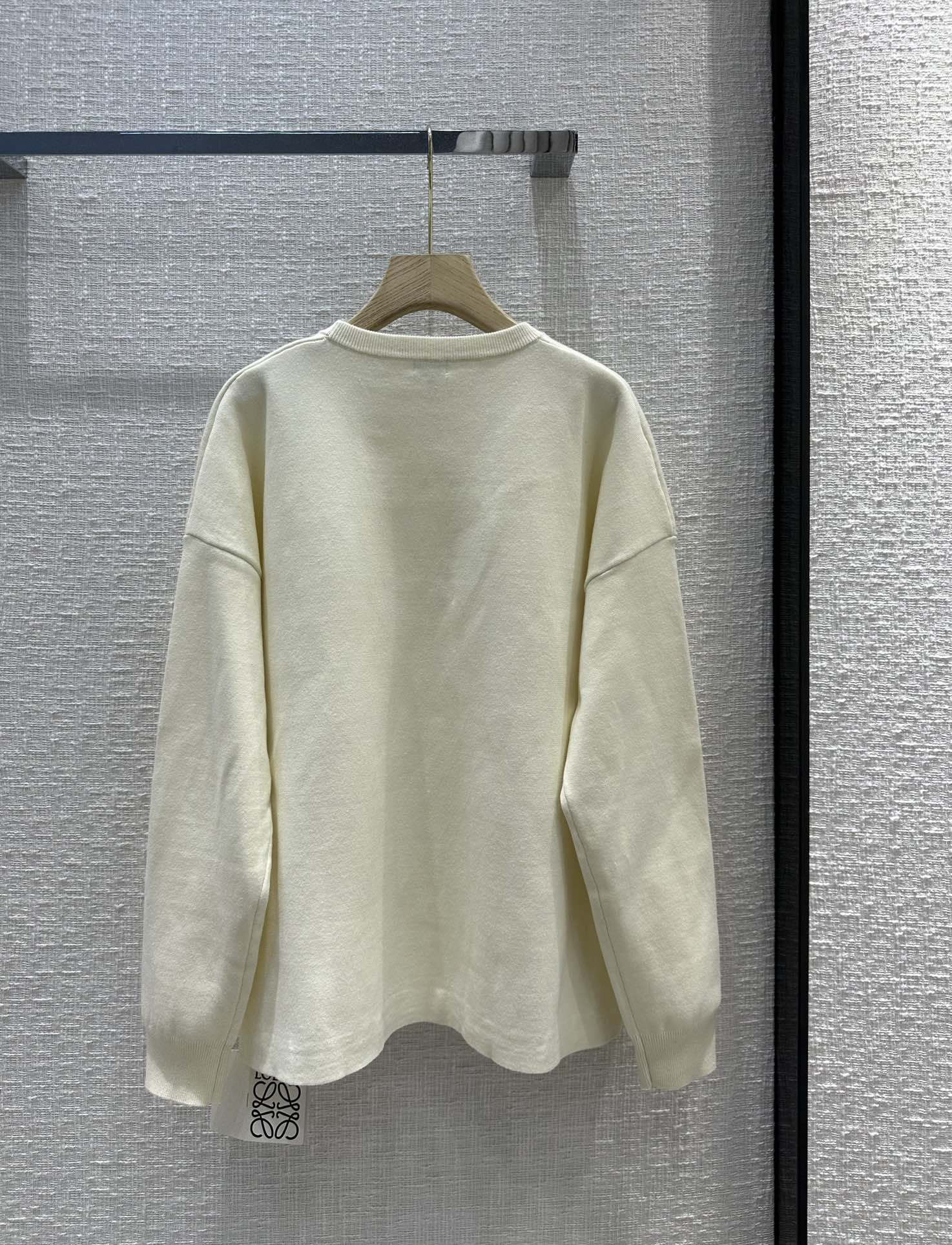 ユニセックス オーバーサイズ アナグラム ロエベ セーター コピー クルーネック ホワイト-4