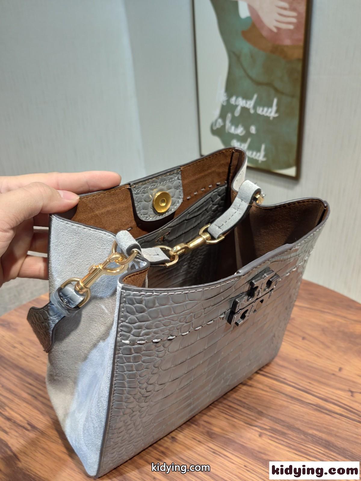 カジュアル レトロ シンプル 大容量 トリー バーチ バッグ コピー レディース トートバッグ クロコ型押し 高品質-3