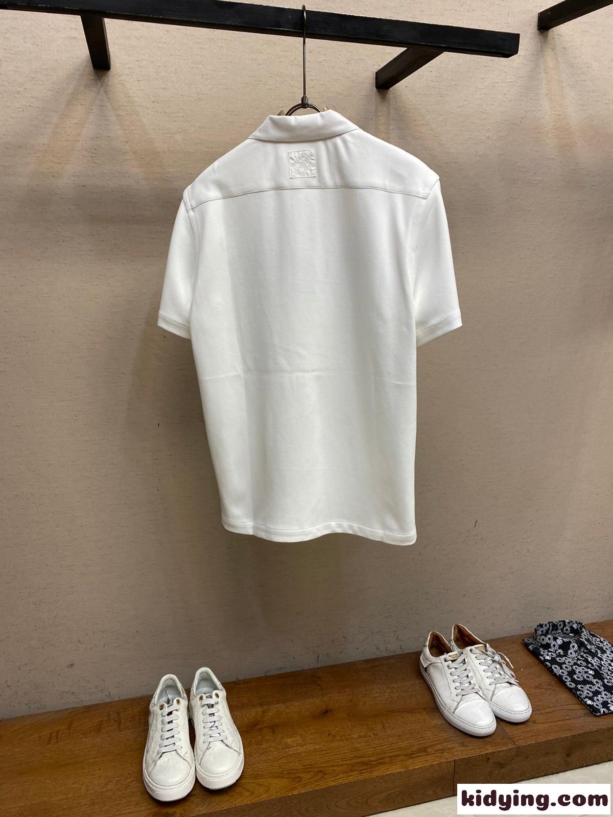 LVパッチ ポロシャツ ルイ・ヴィトン 半袖Tシャツ コピー ホワイト-1