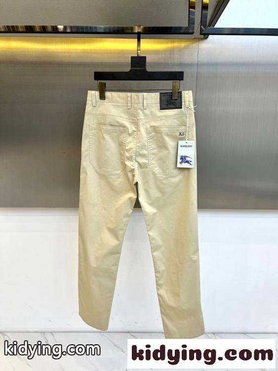 シンプル 上品 チノパンツ バーバリー パンツ 偽物 上品 ズボン ベージュ-1