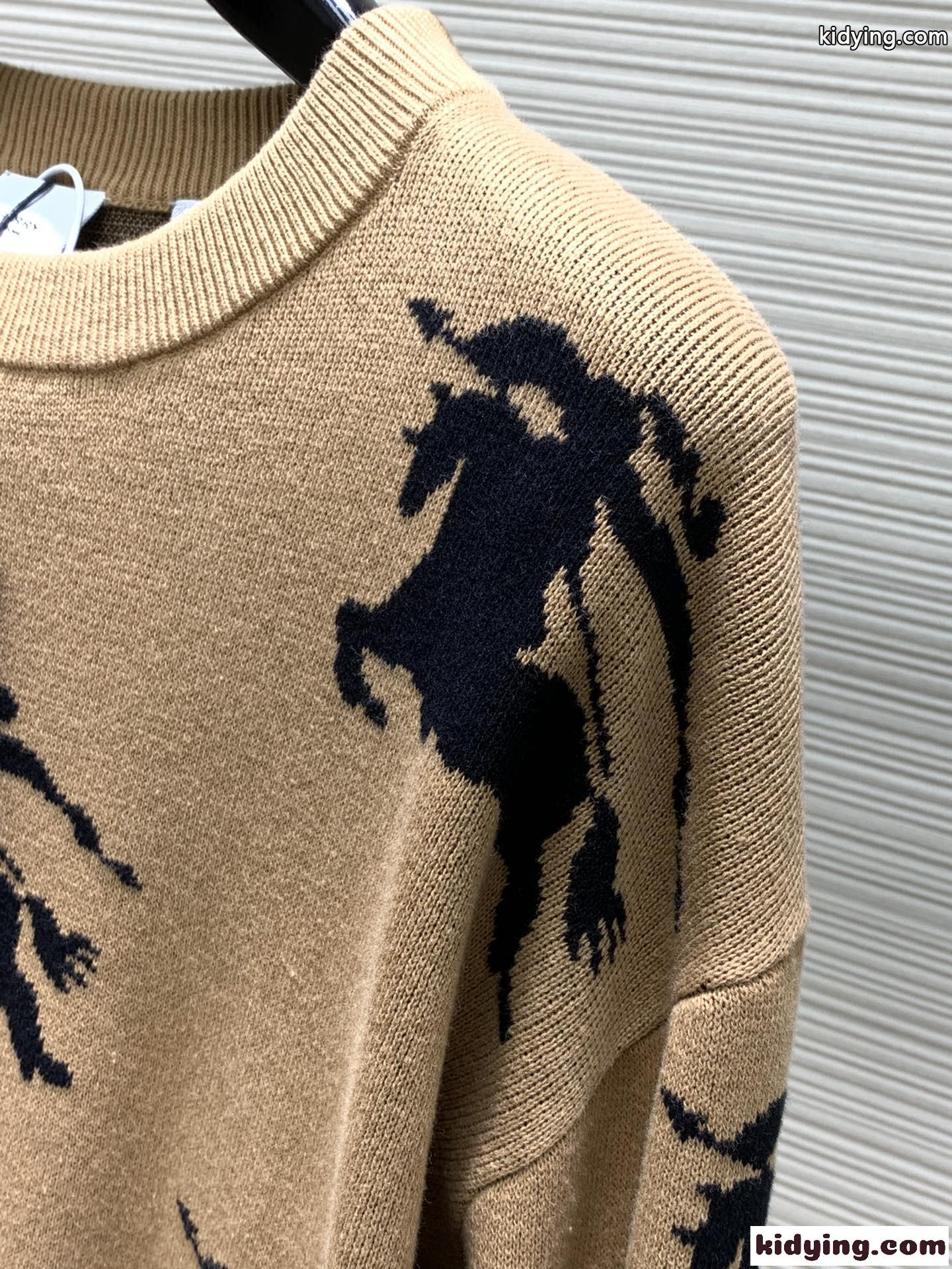定番 カジュアル バーバリー セーター 偽物 合わせやすい クルーネック キャメル-1