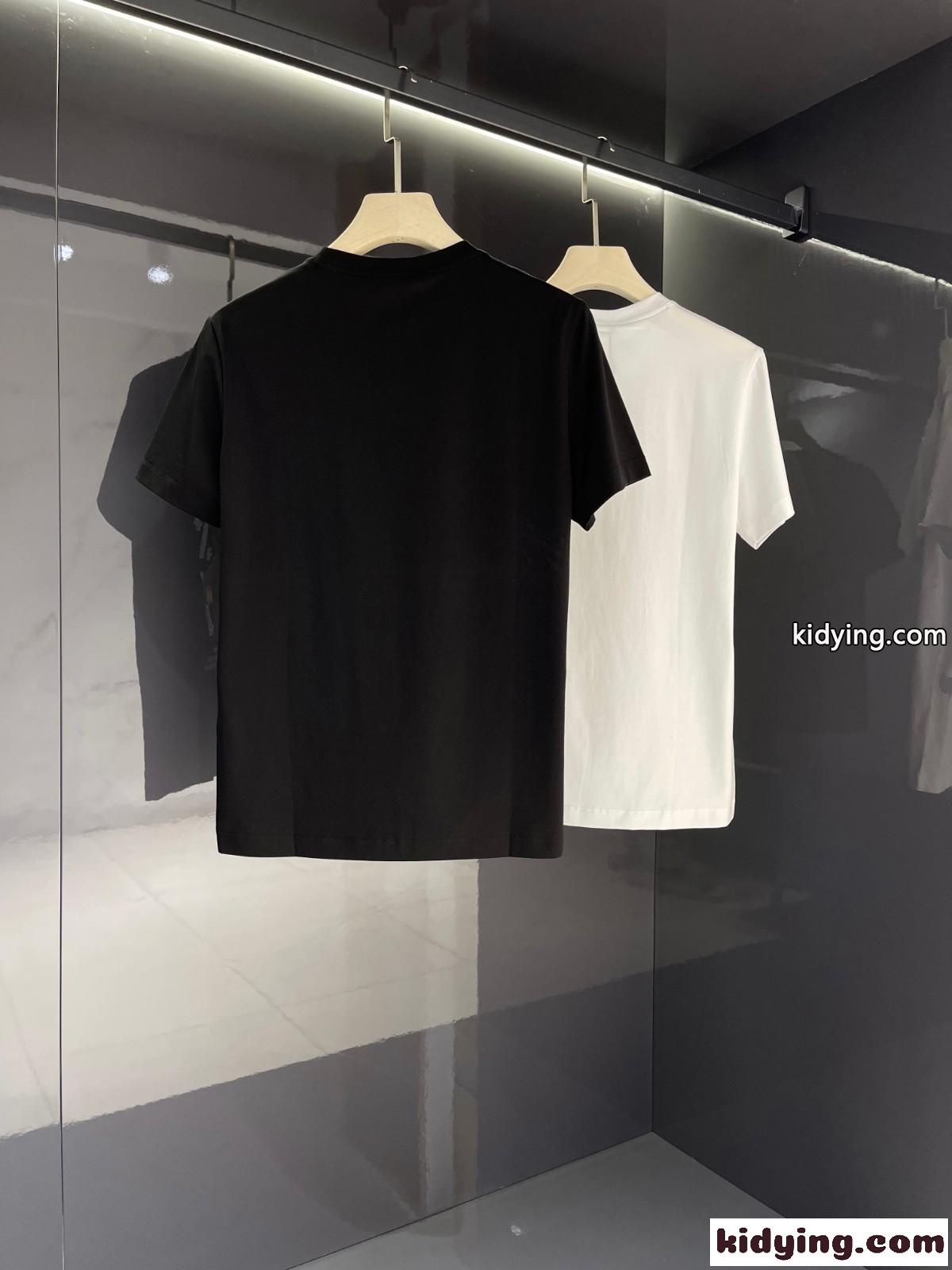 フィリッププレイン 半袖Tシャツ コピー メンズ トップス 優しい肌触り 快適 クルーネック 春夏 新作 ホワイト ブラック-1