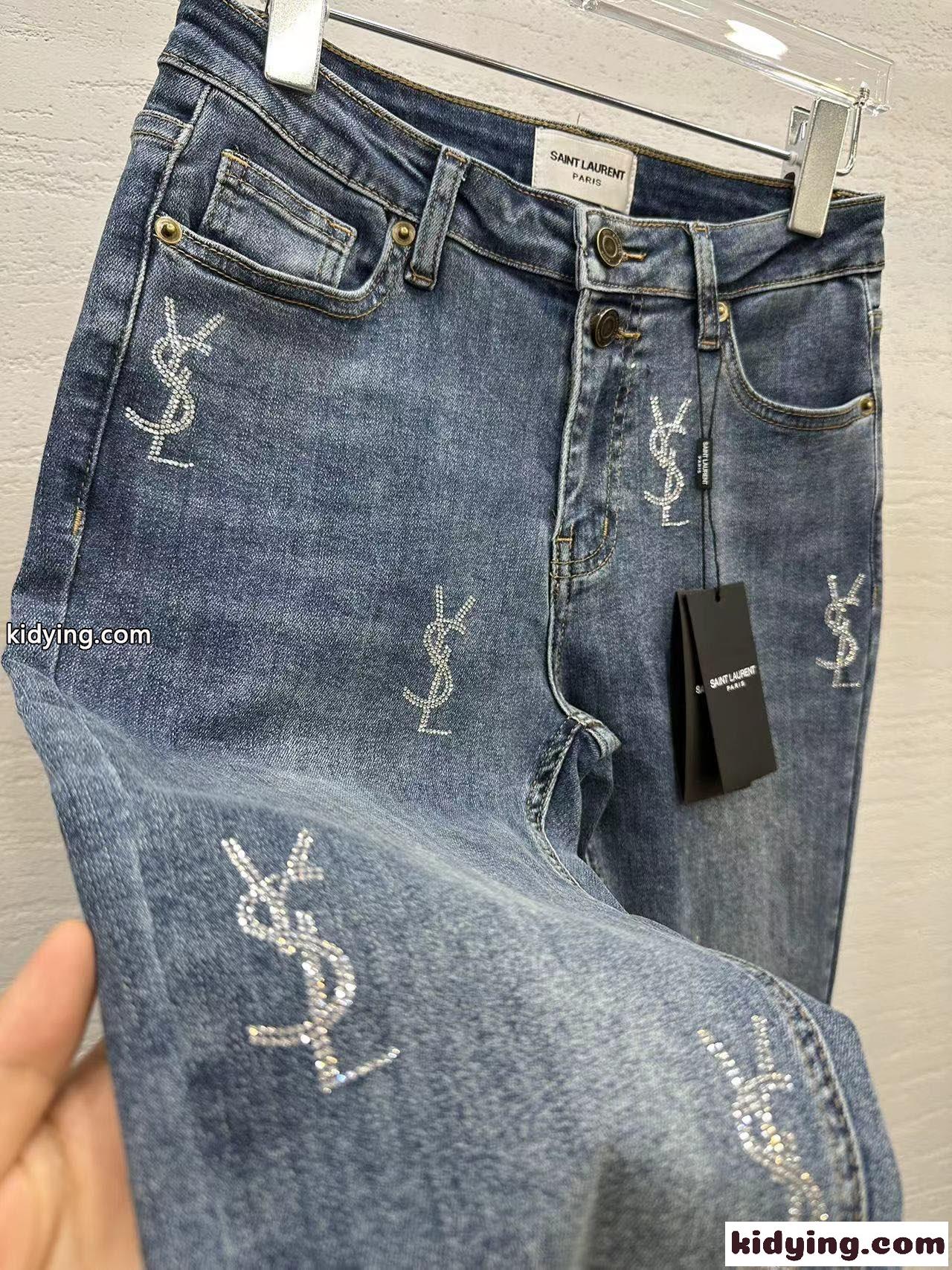 ロゴ入り おしゃれ ストレッチ デニムパンツ イヴ・サンローラン ジーンズ コピー-2
