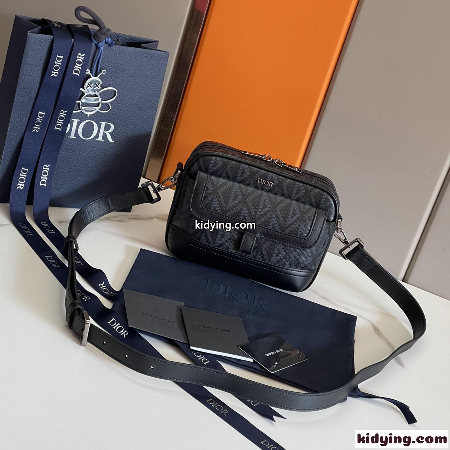 クリスチャン・ディオール バッグ コピー DIOR HIT THE ROAD メッセンジャーポーチ ショルダーバッグ-0