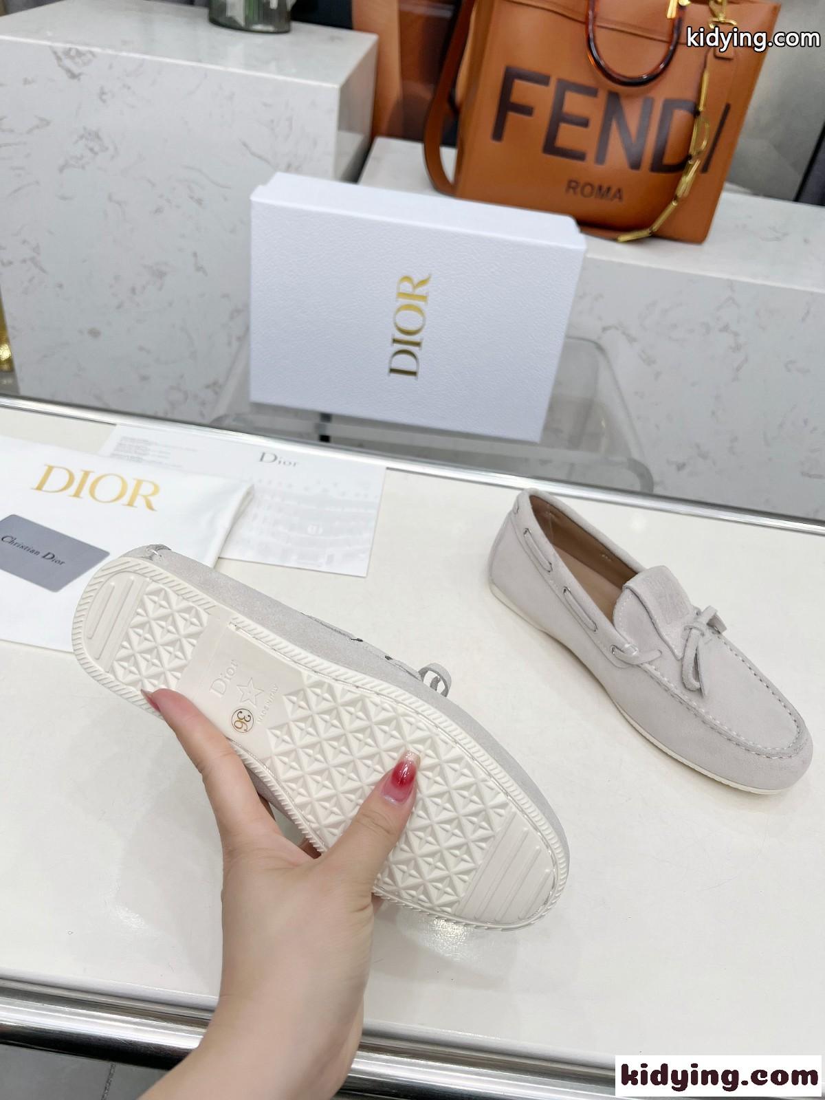 カジュアル エレガント Miss Dior Street ローファー スーパーコピー スエード グレー-2