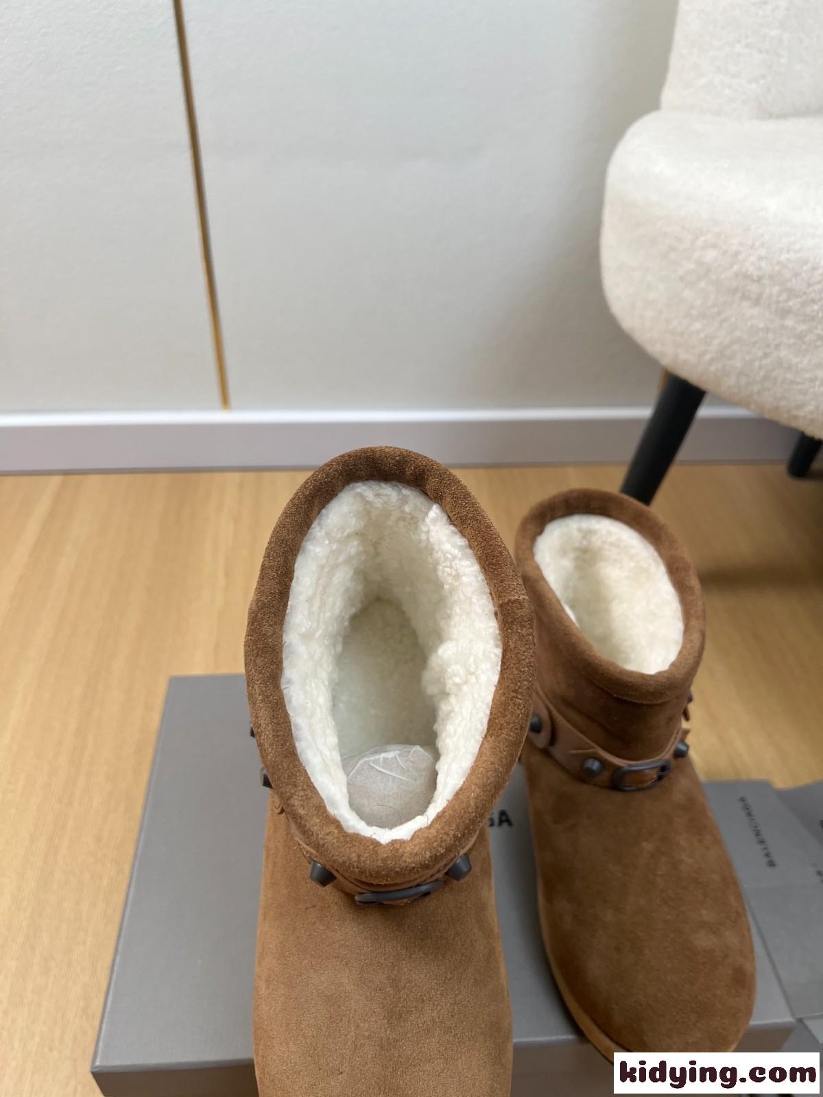 バレンシアガ ブーツ コピー 人気 スエード ALASKA SOFT ブーティ アンクルブーツ-0