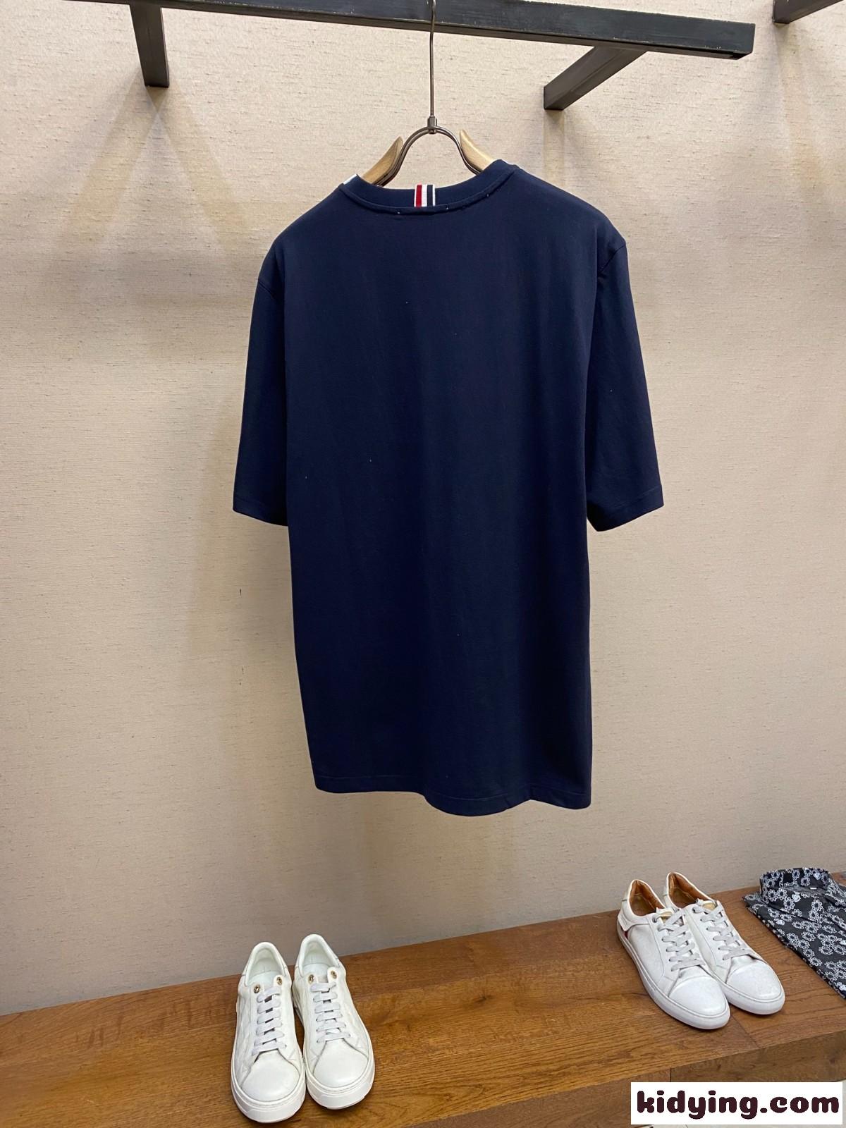 ユニセックス お洒落 半袖Tシャツ トムブラウン Tシャツ コピー コットン-1