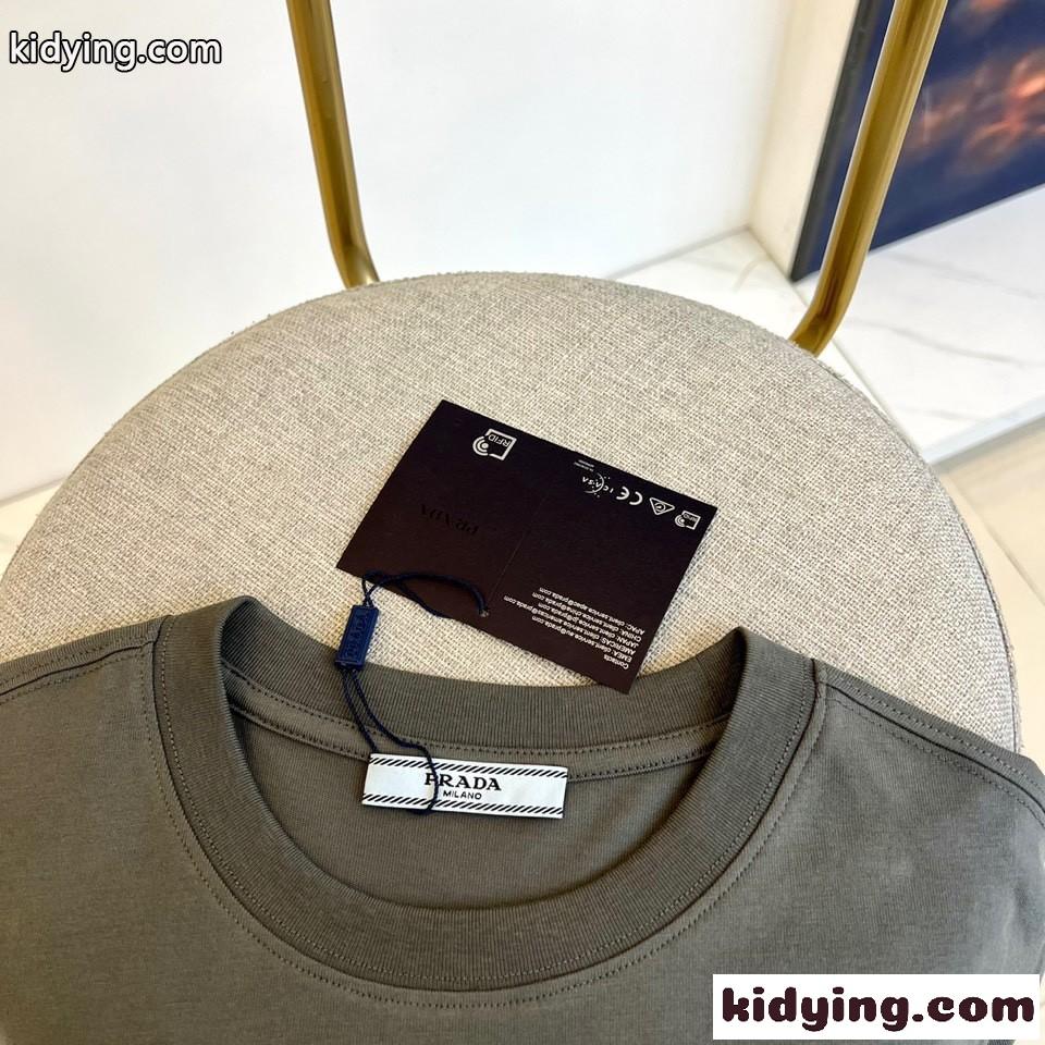ベーシック 人気 ロゴ クルーネック プラダ Tシャツ コピー 半袖Tシャツ グレー-2