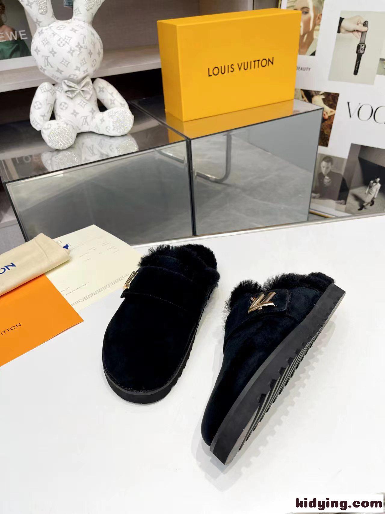 秋冬 ふわふわ LV コージー ミュール サンダル ルイヴィトン サンダル コピー ブラック-4