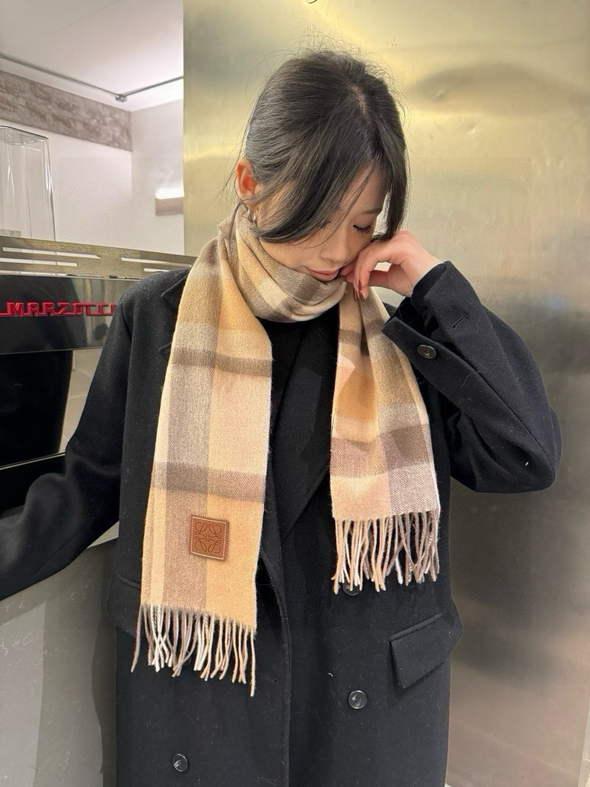 飽きのこない お洒落 ロエベ スカーフ コピー チェック柄 カシミヤ マフラー-1
