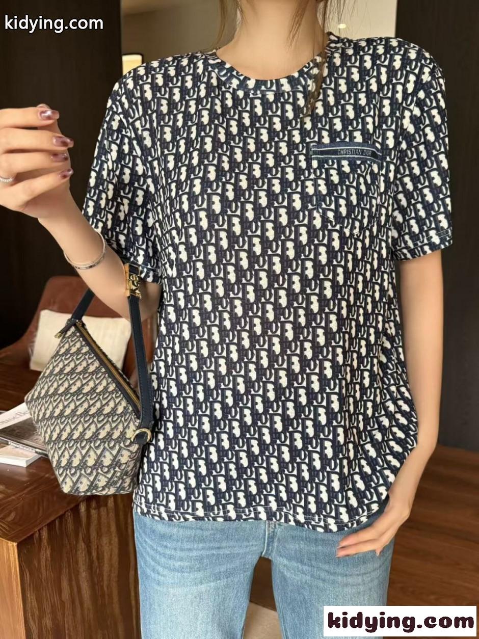 存在感抜群 総柄 半袖Tシャツ クリスチャン・ディオール Tシャツ 偽物 ブラック-4