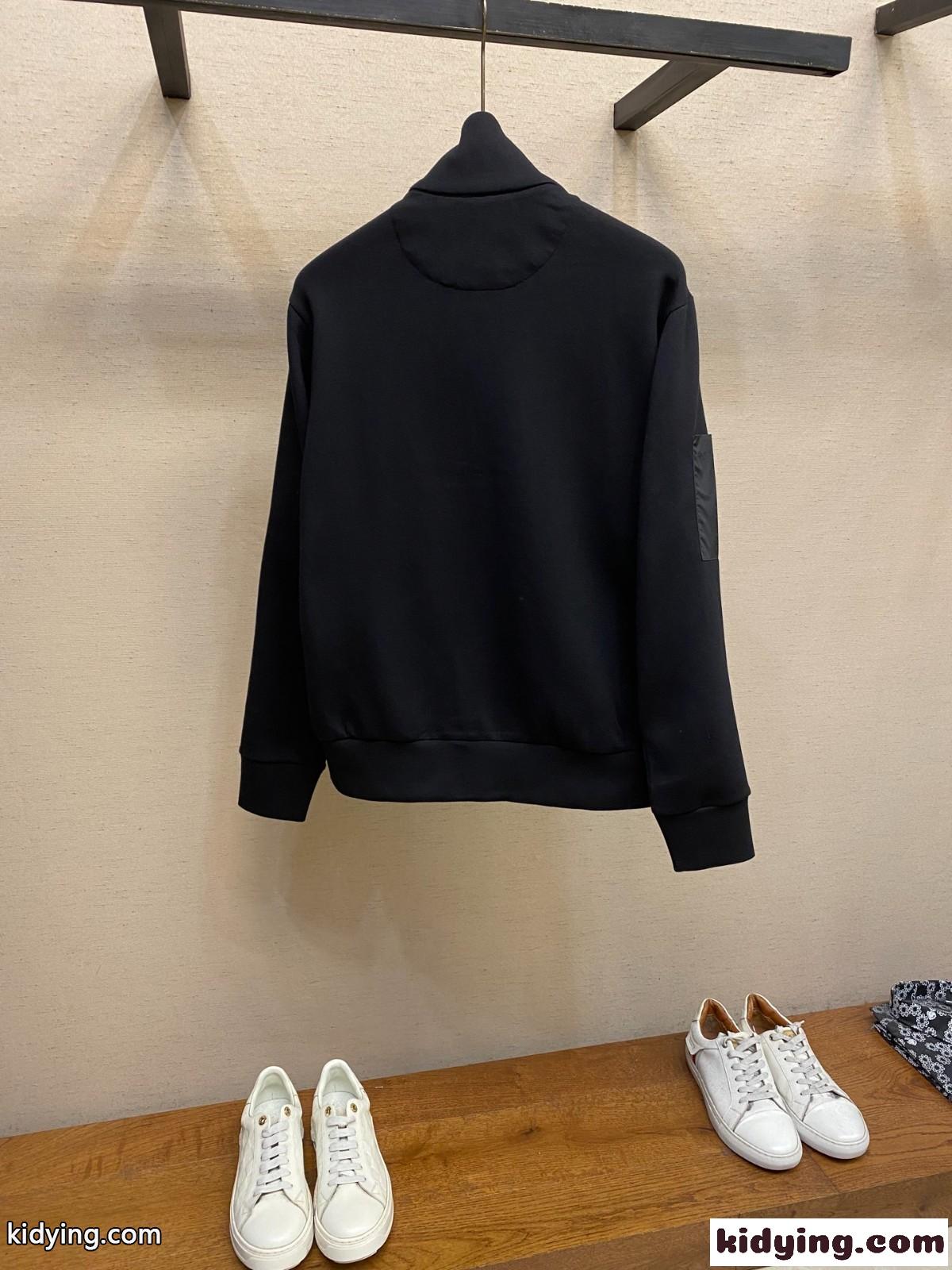 上品 カジュアル 異素材切替 ブルゾン プラダ ジャケット 偽物 トラックジャケット ブラック-0