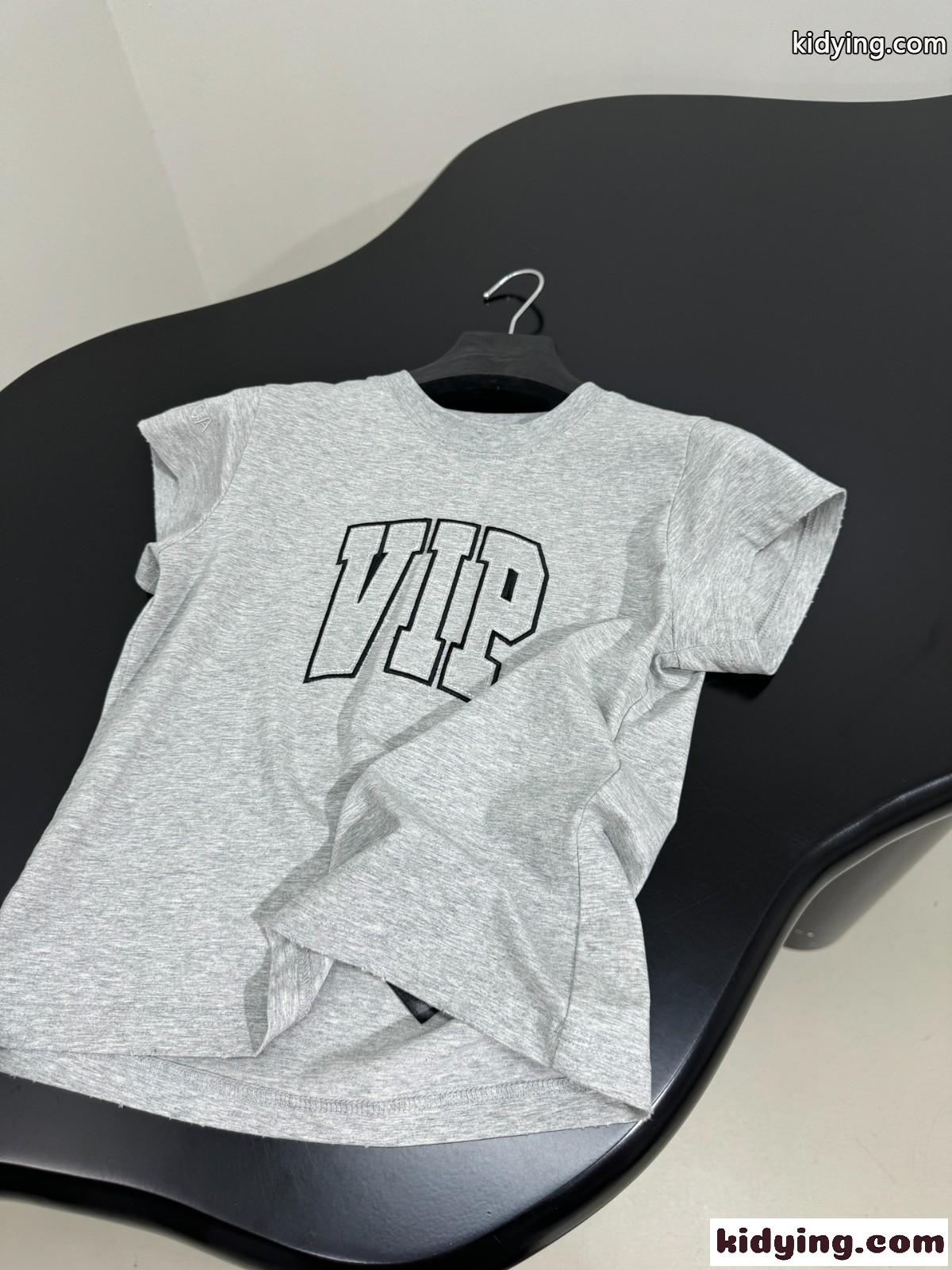 カジュアル フェンミン コンパクト 半袖Tシャツ バレンシアガ Tシャツ コピー グレー-3