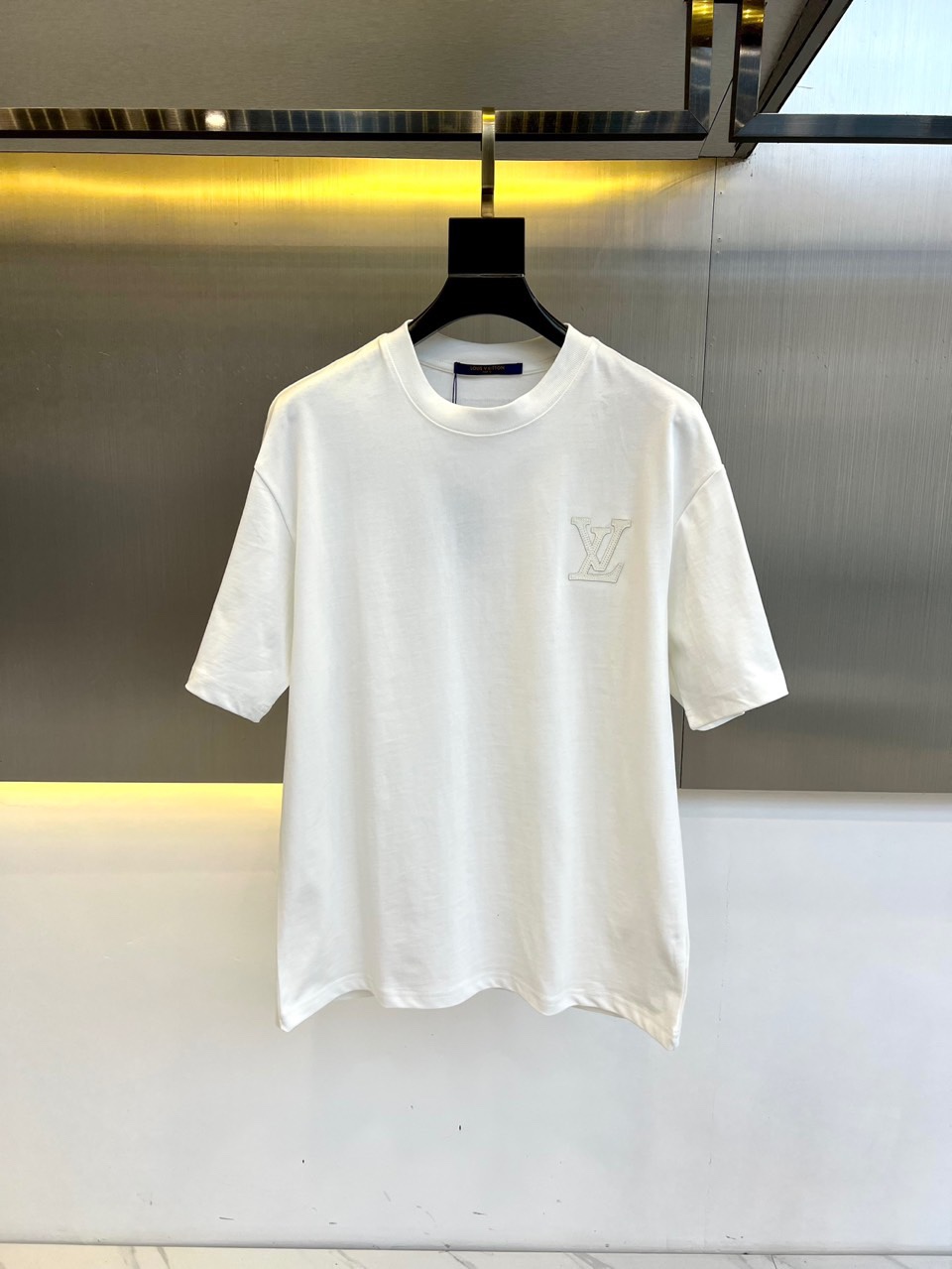 シンプル ロゴ クルーネック 半袖Tシャツ ルイ・ヴィトン Tシャツ コピー ホワイト-0