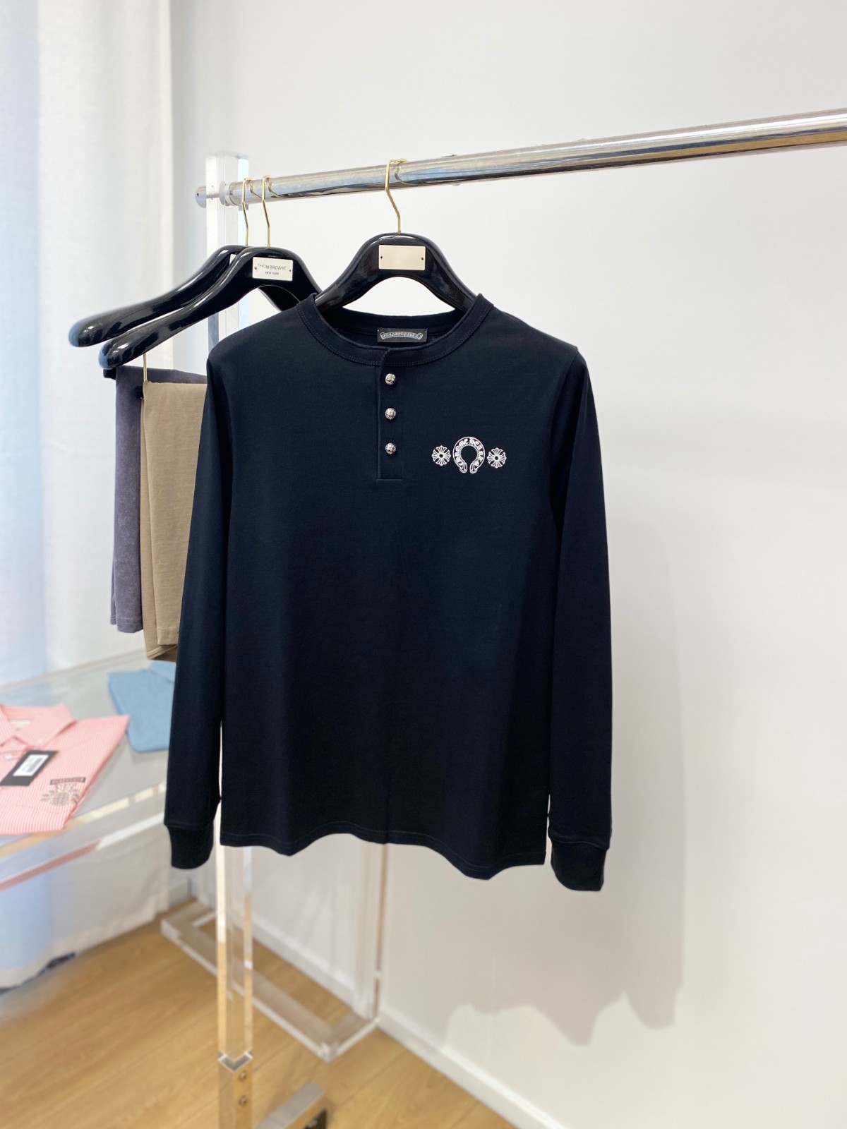 シンプル おしゃれ クロムハーツ Tシャツ コピー 長袖Tシャツ ブラック-0