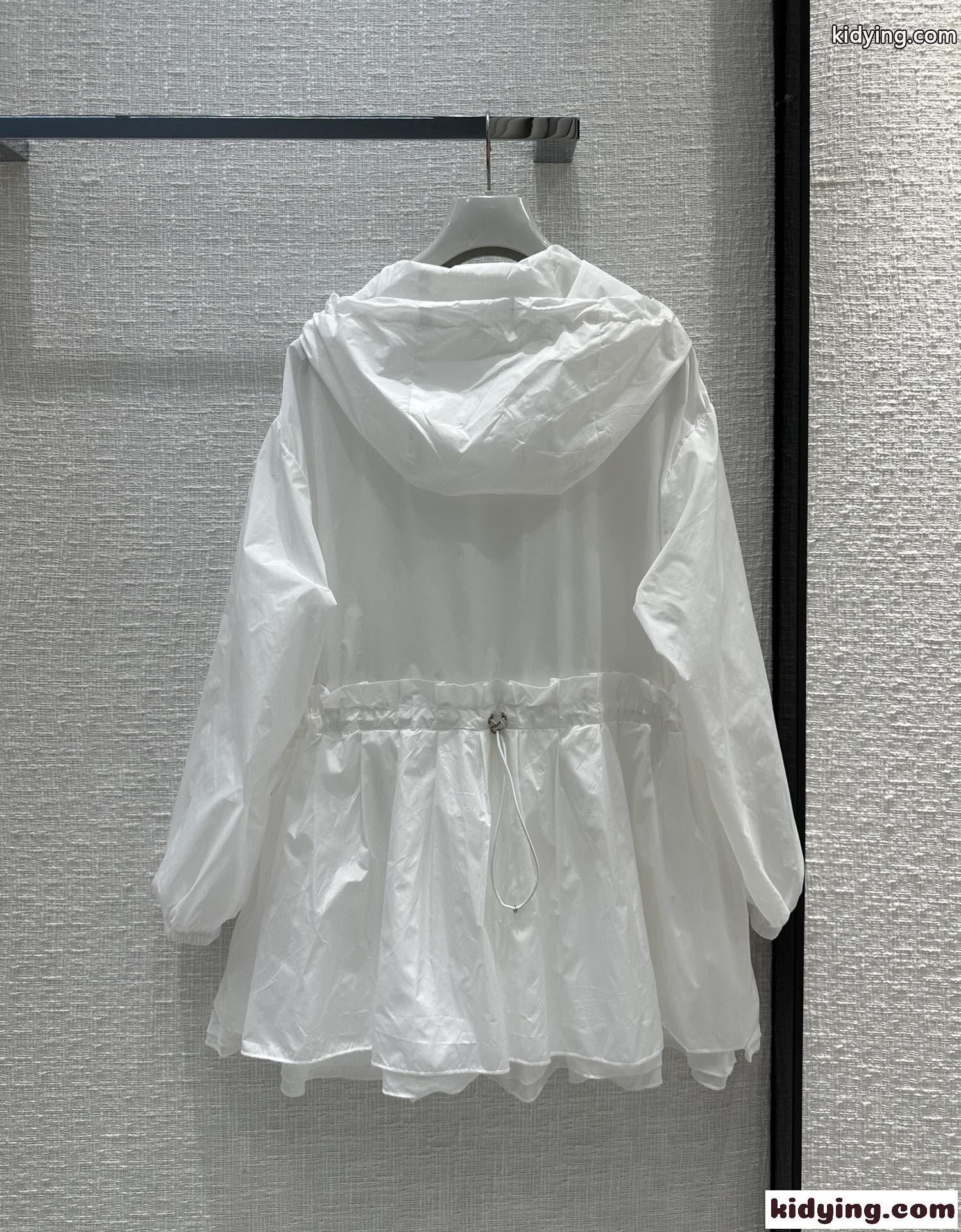 爽やか 春夏 薄手 フード付き レディース Weteジャケット モンクレール ジャケット コピー ホワイト-2