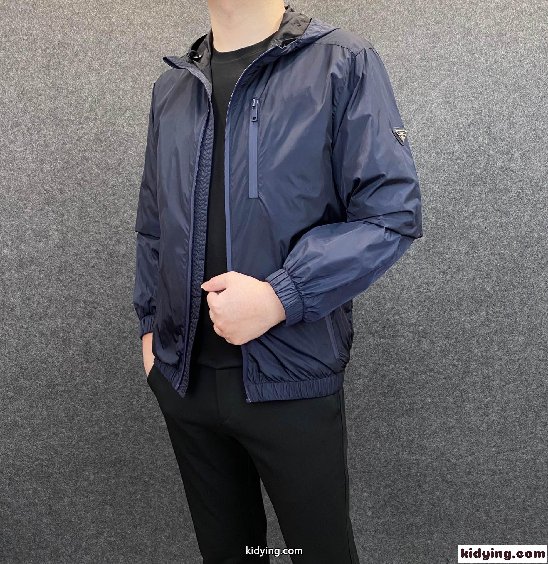 大人 カジュアル ビジネス フード付き 防風 プラダ ジャケット メンズ コピー 通気性 着心地いい おしゃれ-0