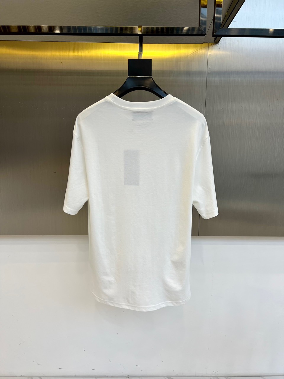 シンプル お洒落 ロゴ 半袖Tシャツ グッチ Tシャツ 偽物 クルーネック ホワイト-1