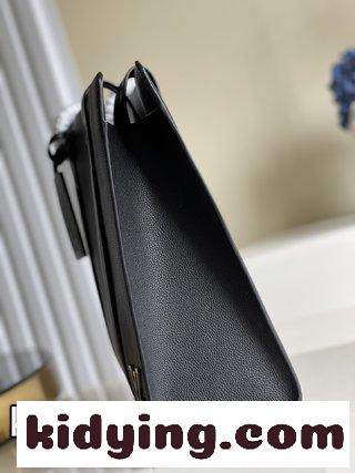 黒のブリーフケース TOTEバッグの新しいLV Aerogram Toteバッグは柔らかくて繊細な粒の小さな牛革を取材し ルイヴィトン バッグ 一覧コピー-2