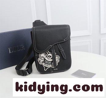 Diorディオ鞍胸包,斜めがけバッグ クリスチャンディオール バッグ 人気コピー 黒粒面牛皮革-3