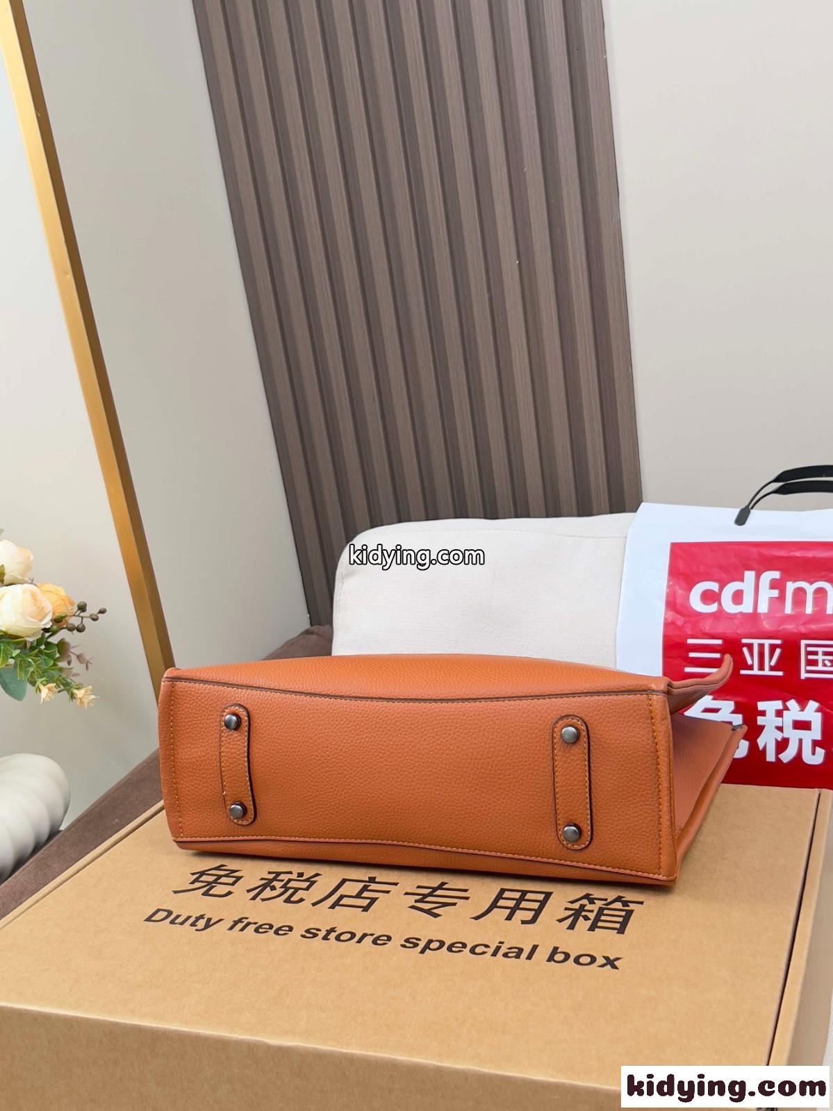 大人 カジュアル コーチ バッグ スーパーコピー ユニセックス リレー トート ブラウン-0