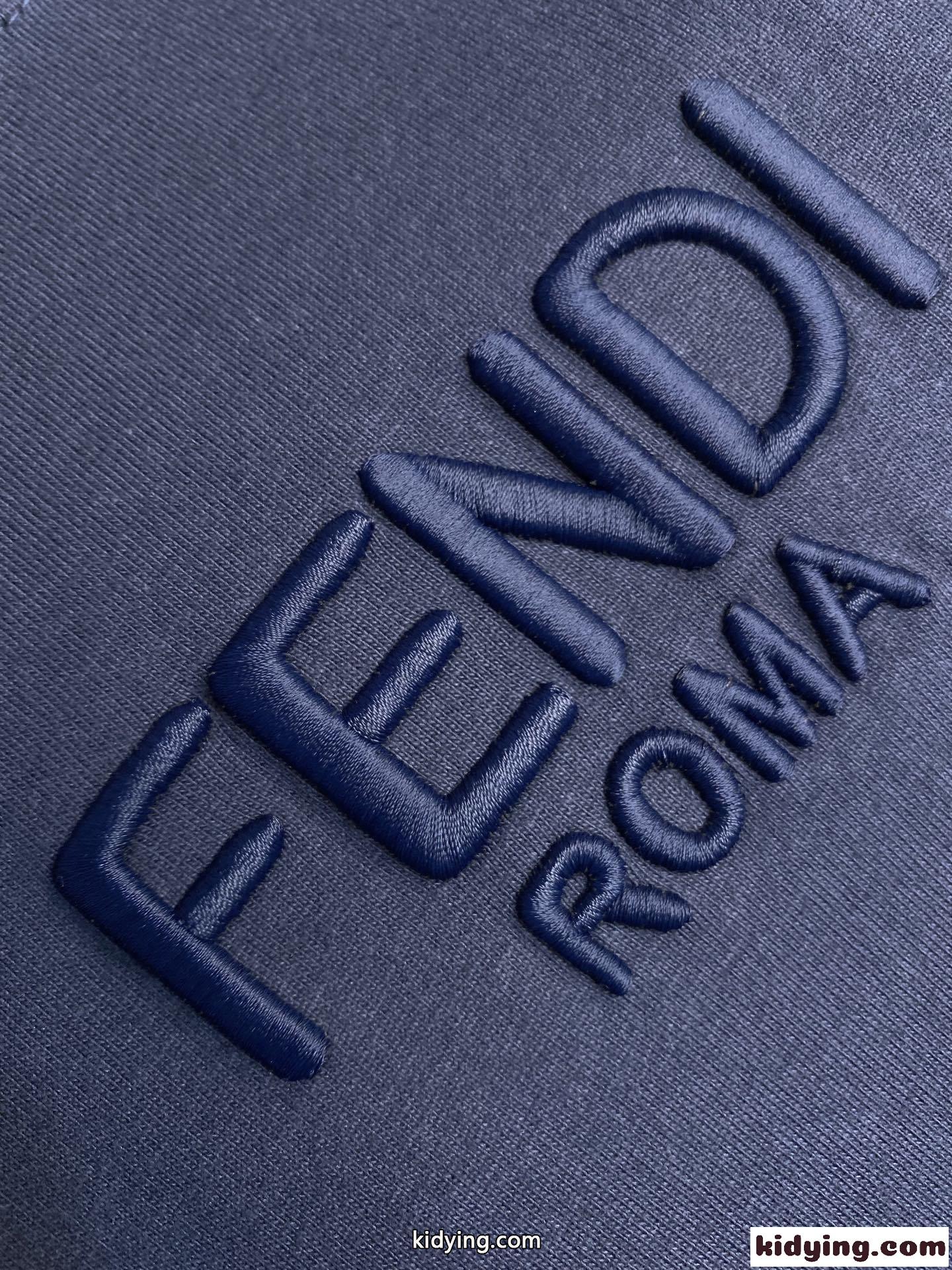 シンプル ロゴ刺繍 フェンディ Tシャツ コピー コットン クルーネック ネイビー-2