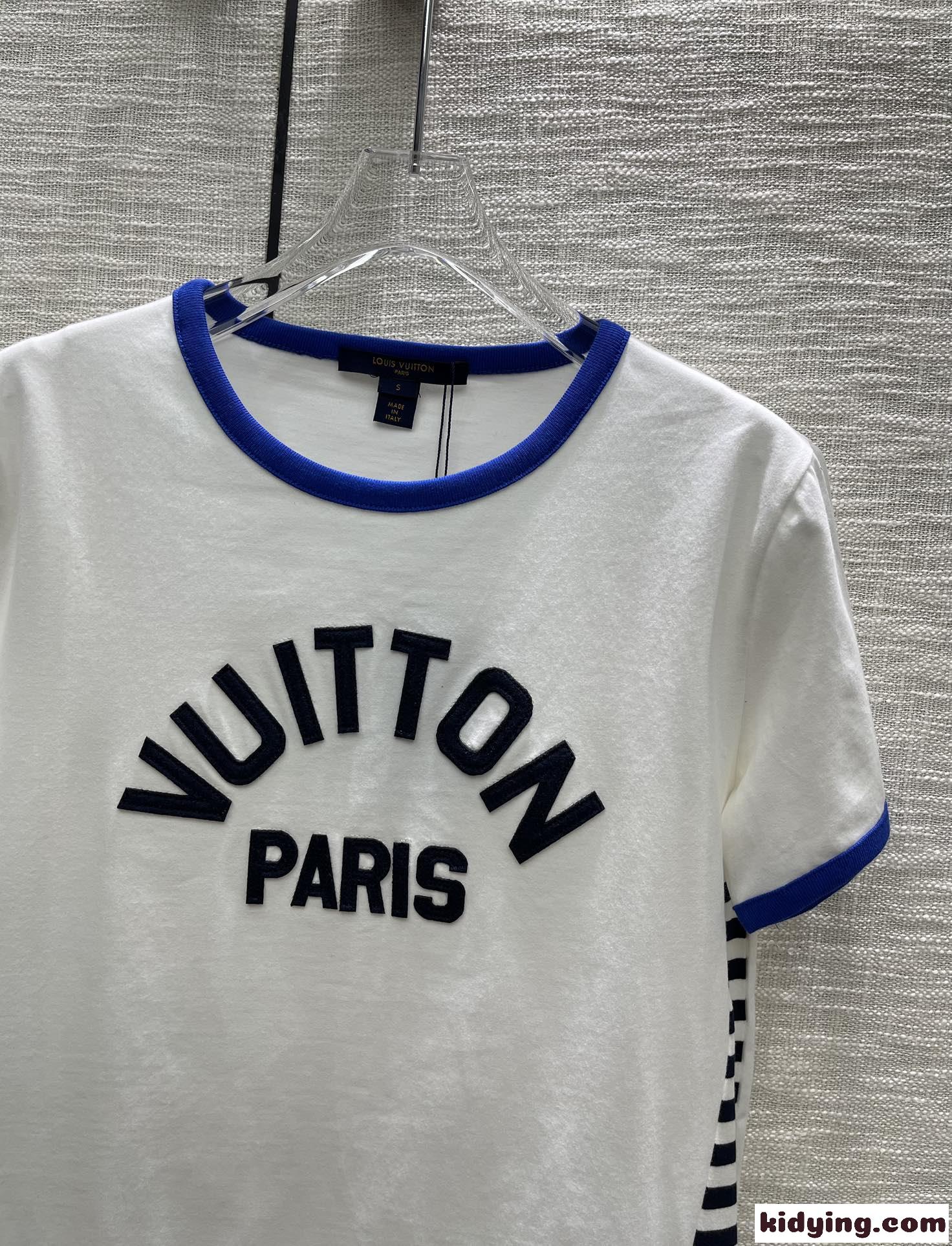 春の新作コレクション – ノーティカル Vuitton Paris Tシャツ ルイヴィトン Tシャツ コピー-4