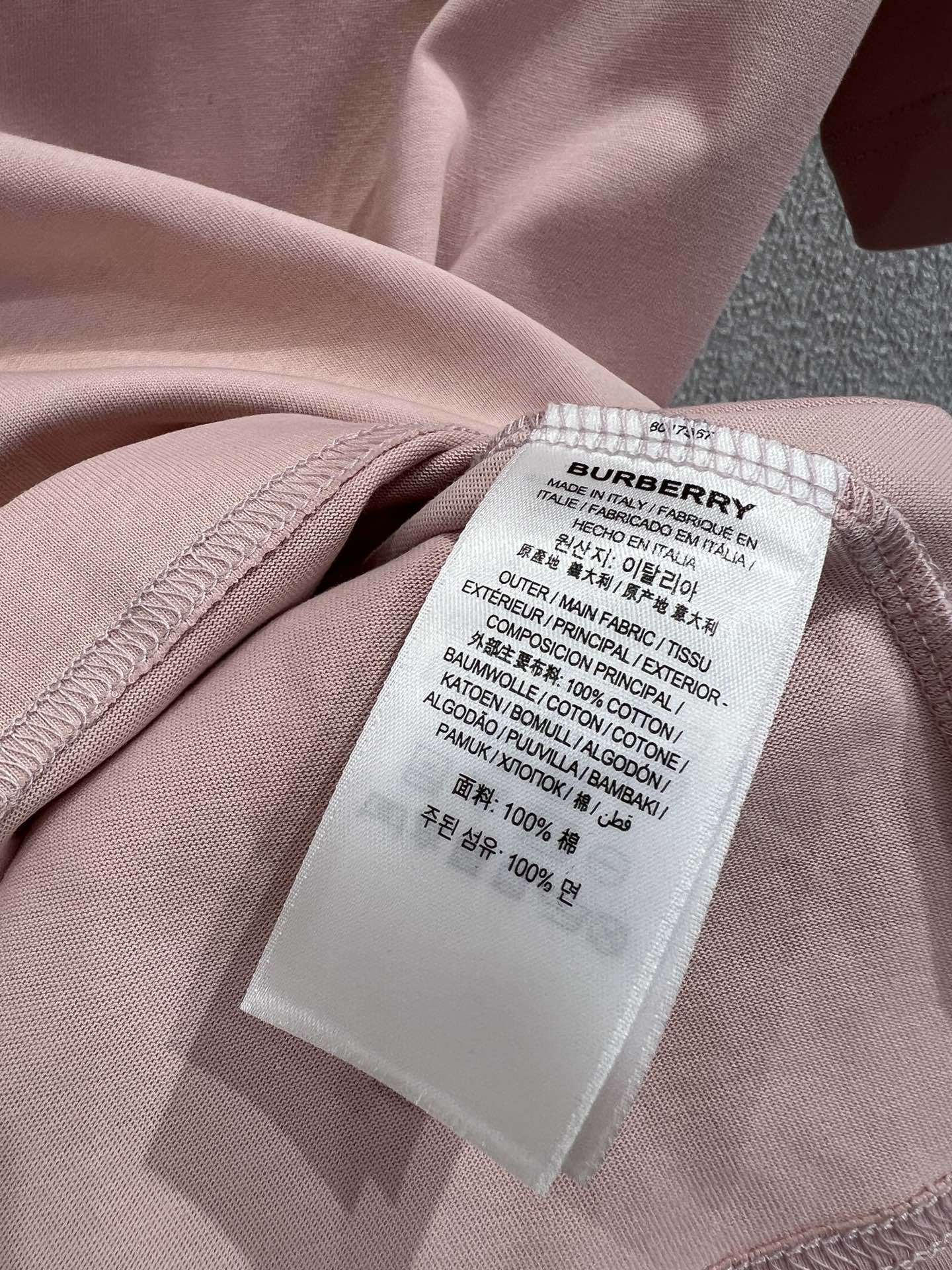 ゴシックロゴ コットンTシャツ バーバリー Tシャツ コピー クルーネック ピンク-4