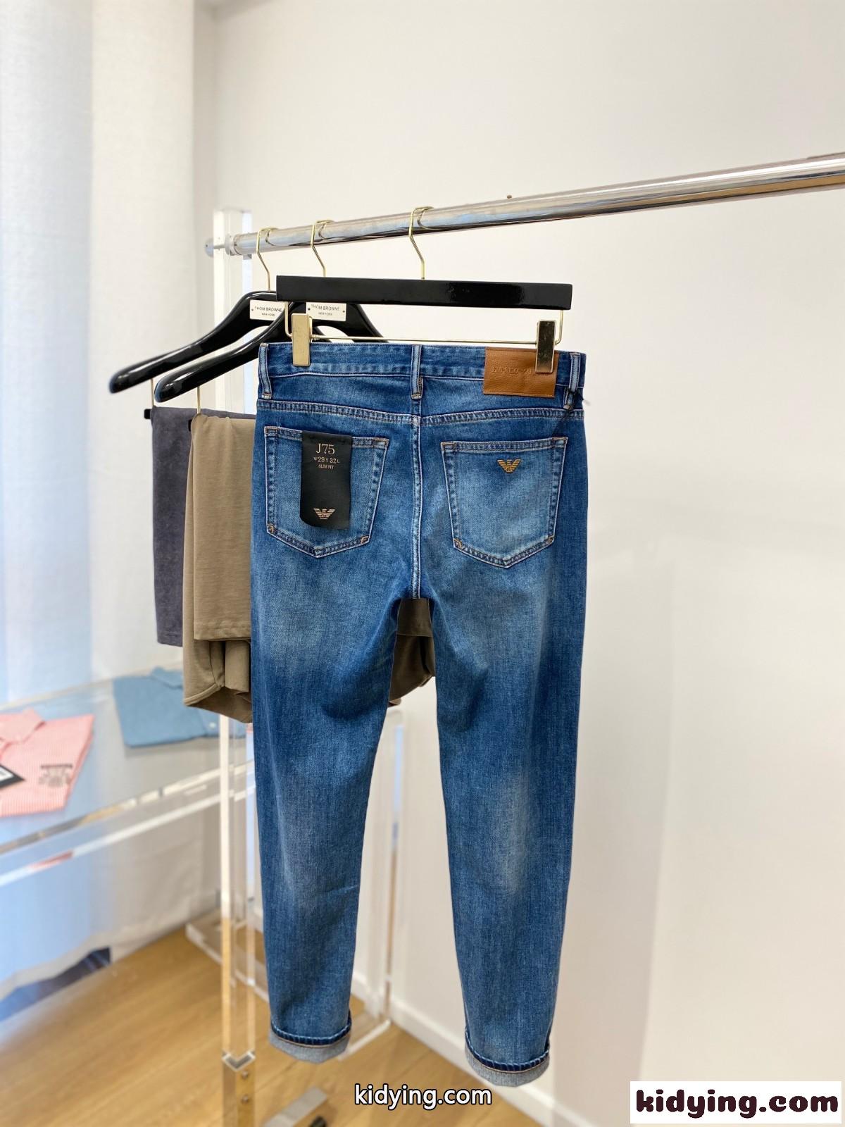 おしゃれ ストレッチ ウォッシュ加工 デニムパンツ アルマーニ ジーンズ コピー メンズ-3