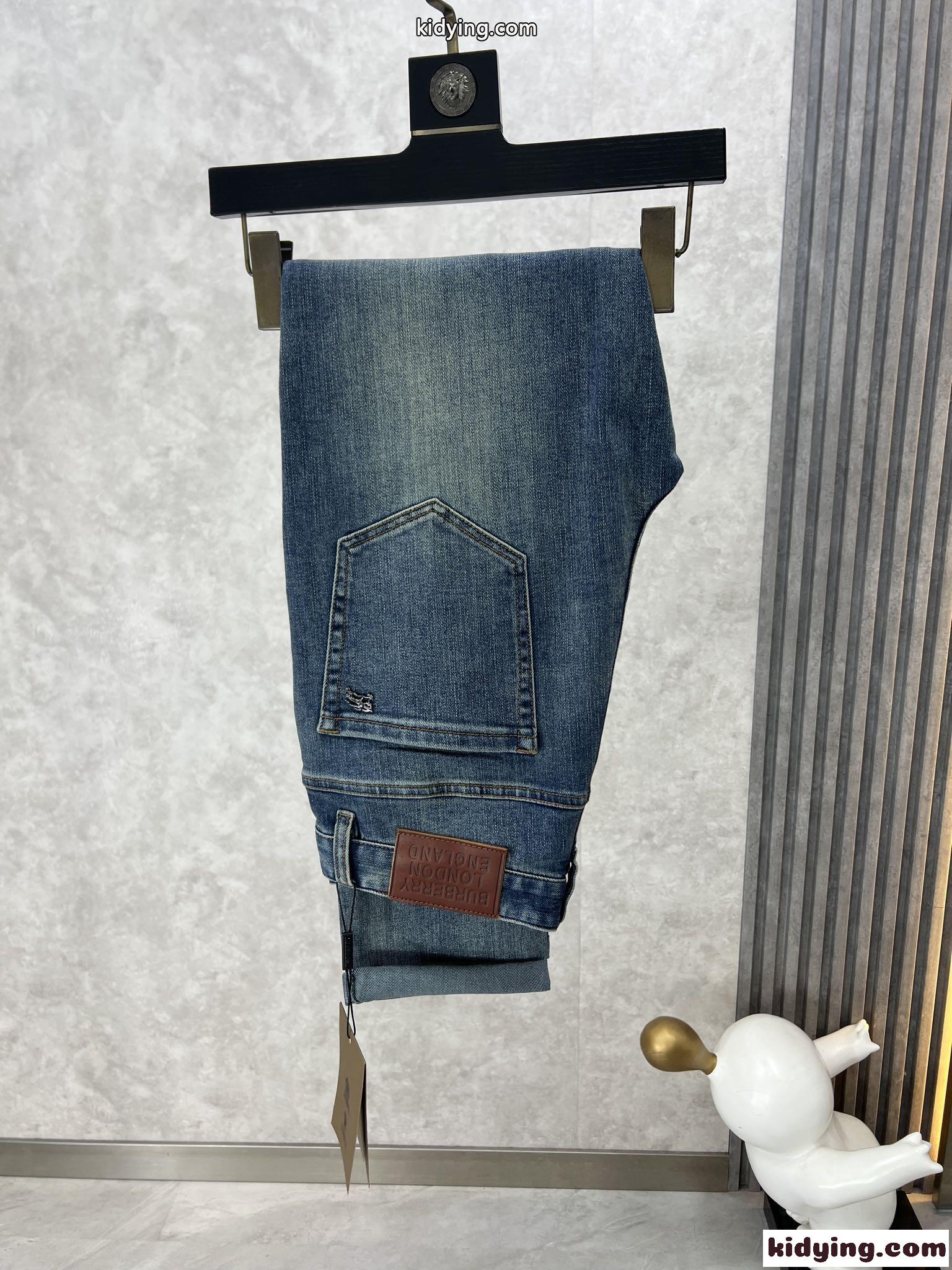 バーバリー パンツ コピー メンズ ストレッチ デニムパンツ ジーンズ-4